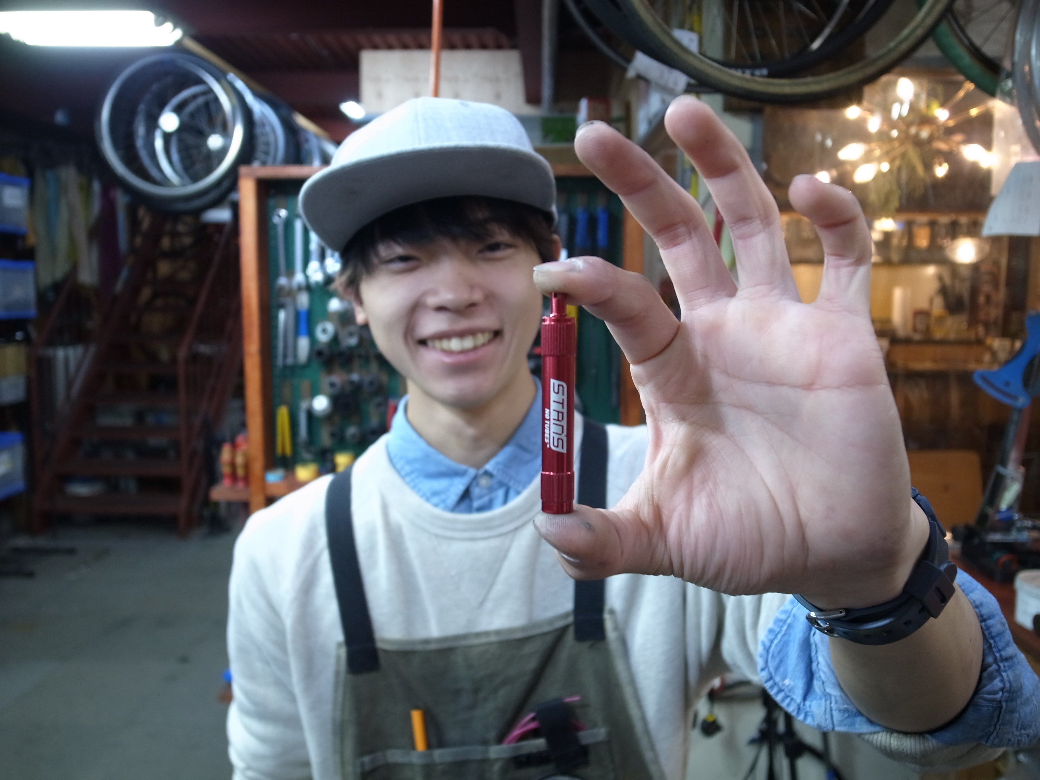 【PIT TIPS】私が全て防ぐ!! – バルブコアについて –