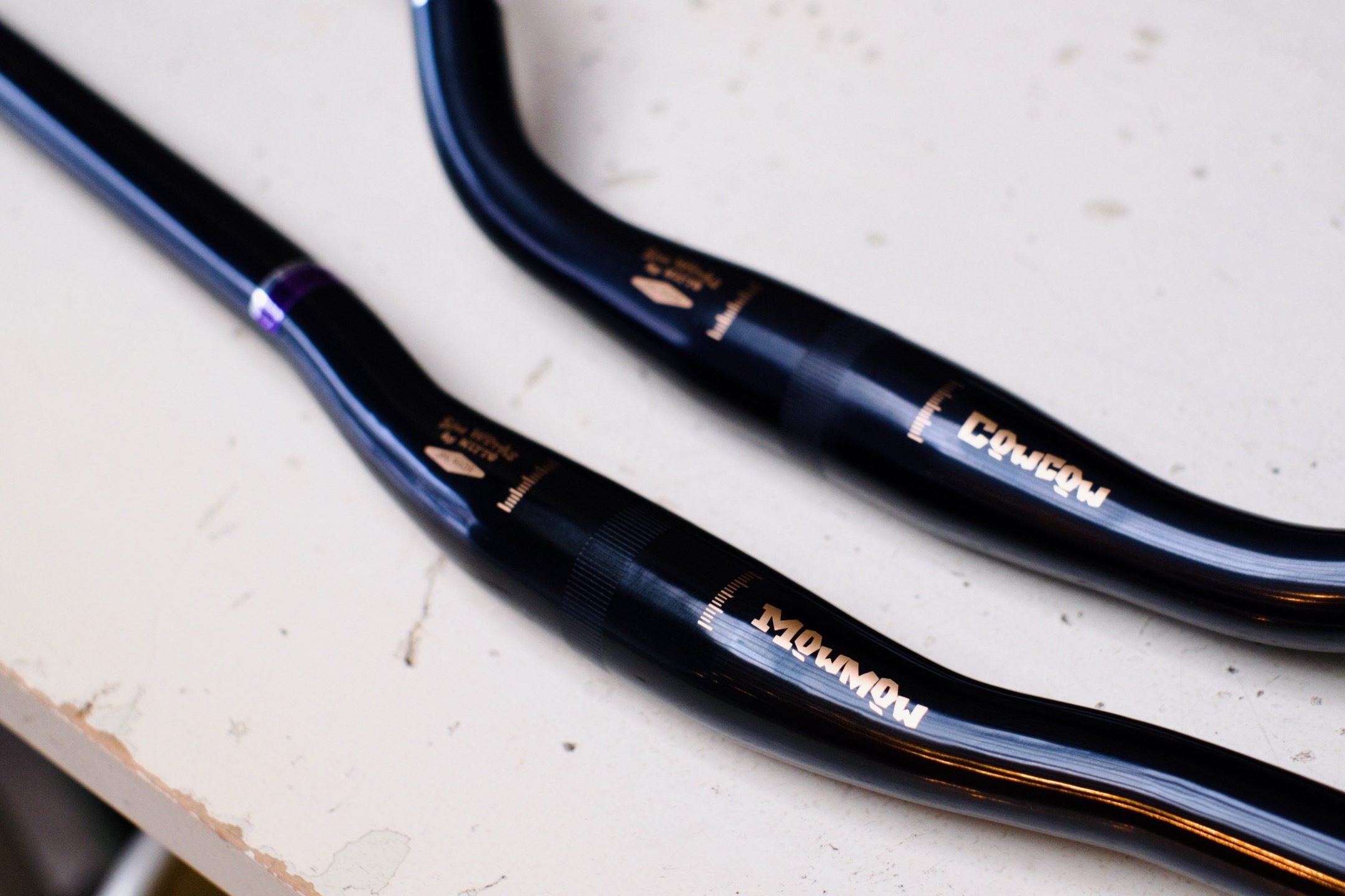 【InStock Info/入荷情報】リニューアルしたMOWMOW & COWCOW Bar / SimWorks by Nitto
