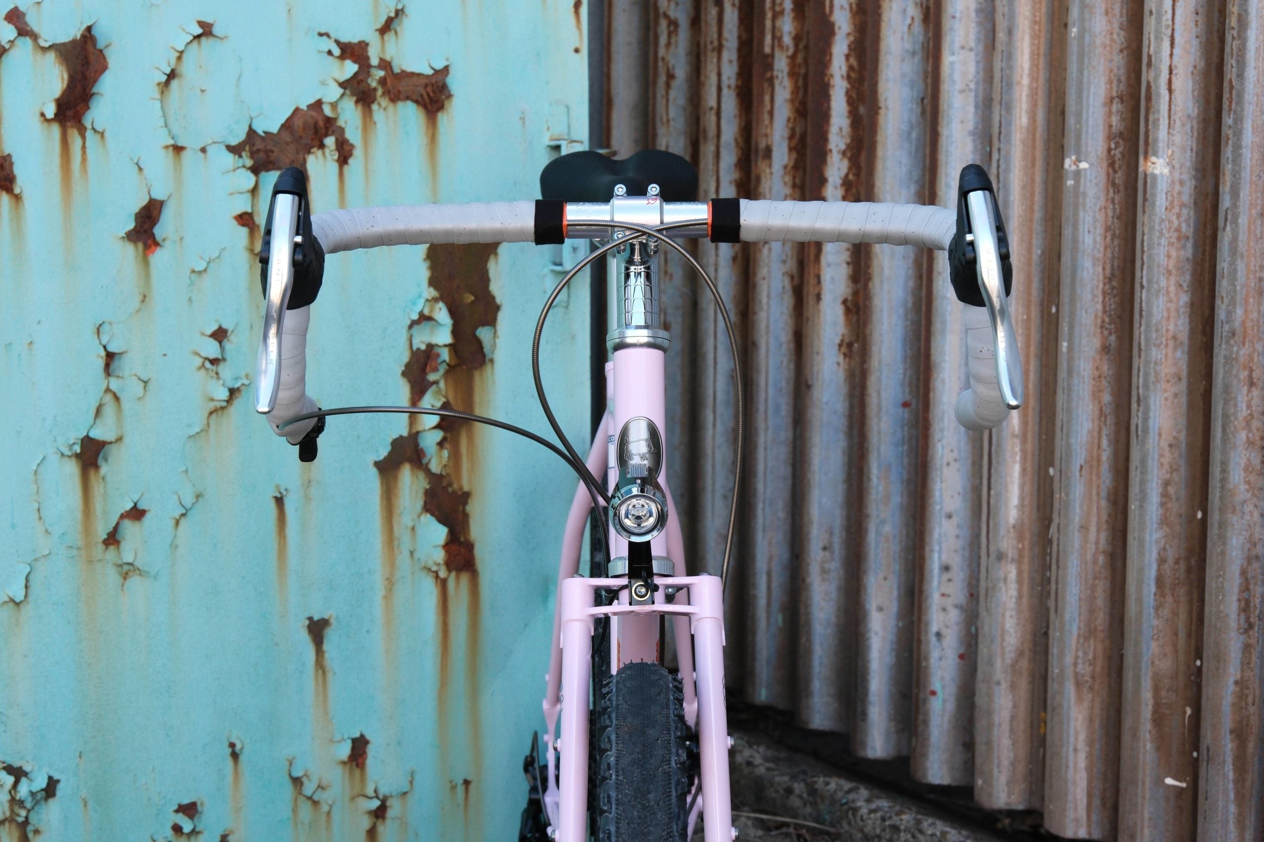 【BIKE of the WEEK】BASSI BIKES Hog’s Back World Tourer Special