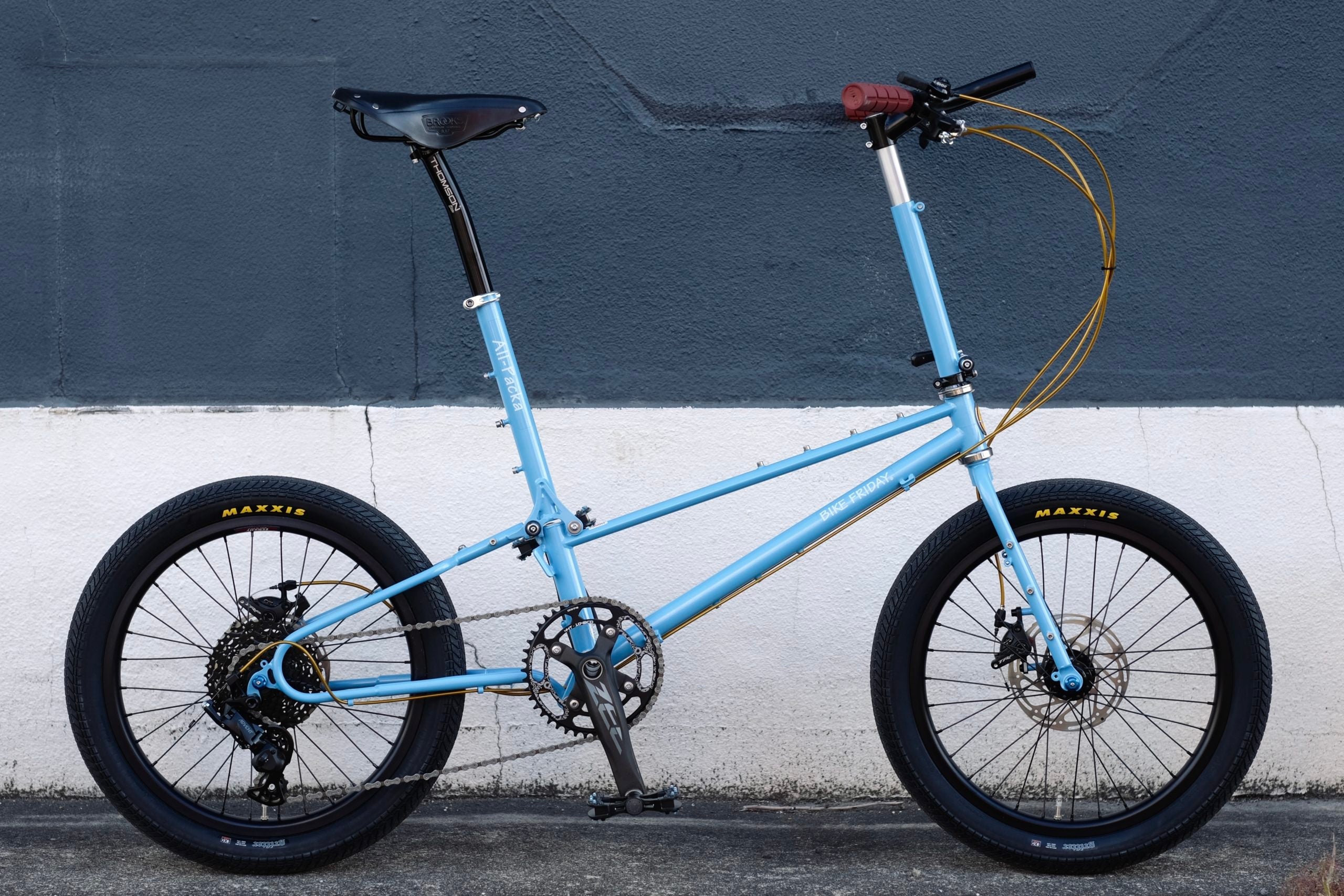 【BIKE of the WEEK】全路面型 旅バイク
