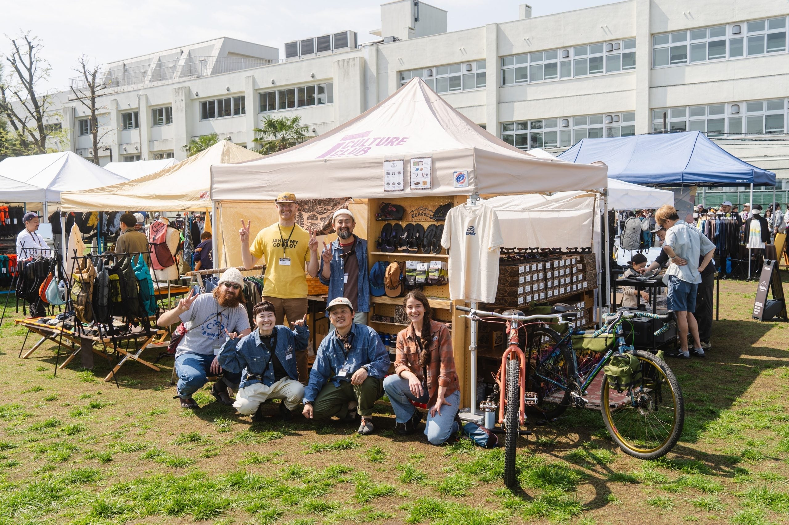 【OFF THE GRID 2025】 BEDROCK SANDALSの季節到来