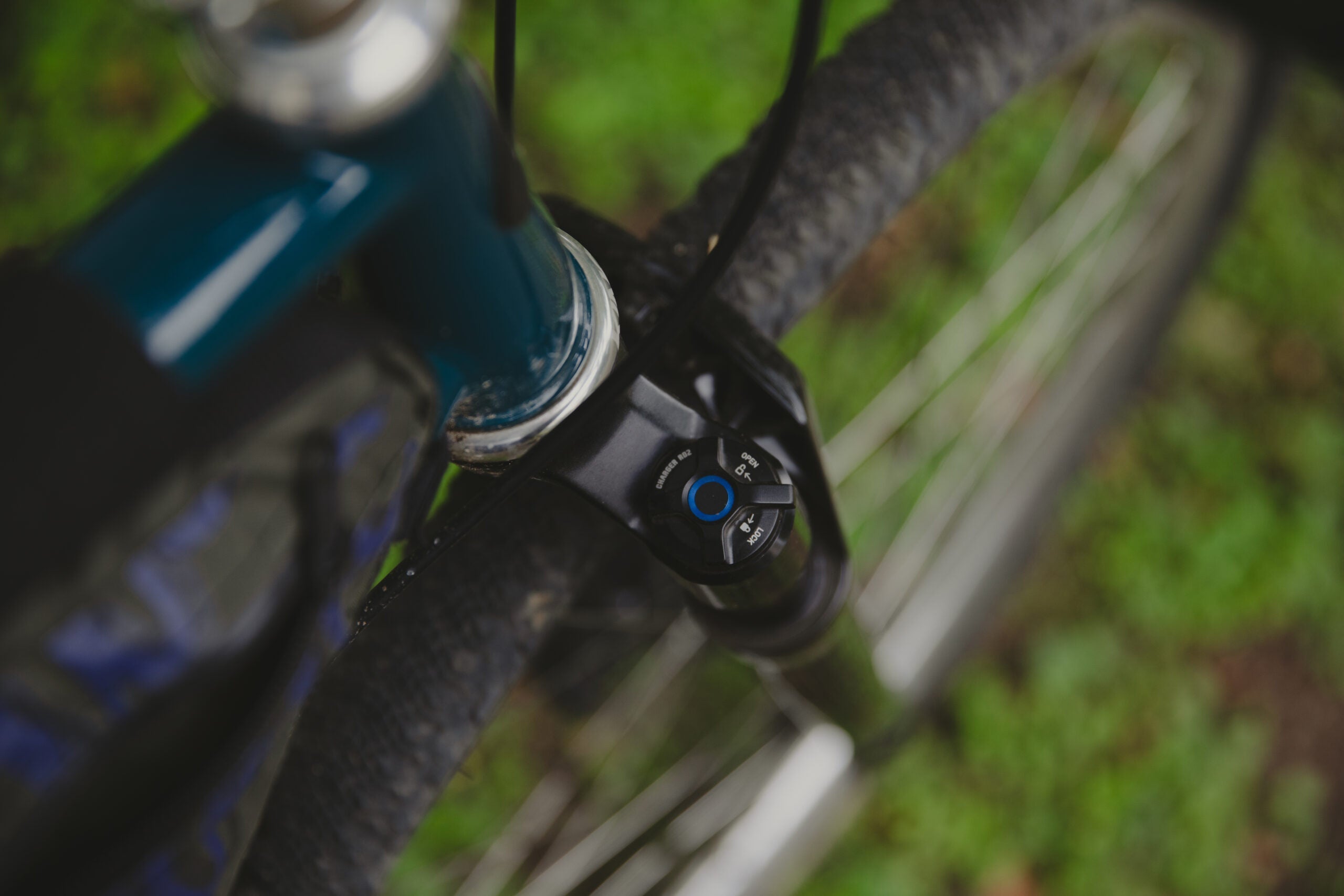 自転車カスタムのすゝめ。ROCK SHOX Rudy Ultimate XPLR