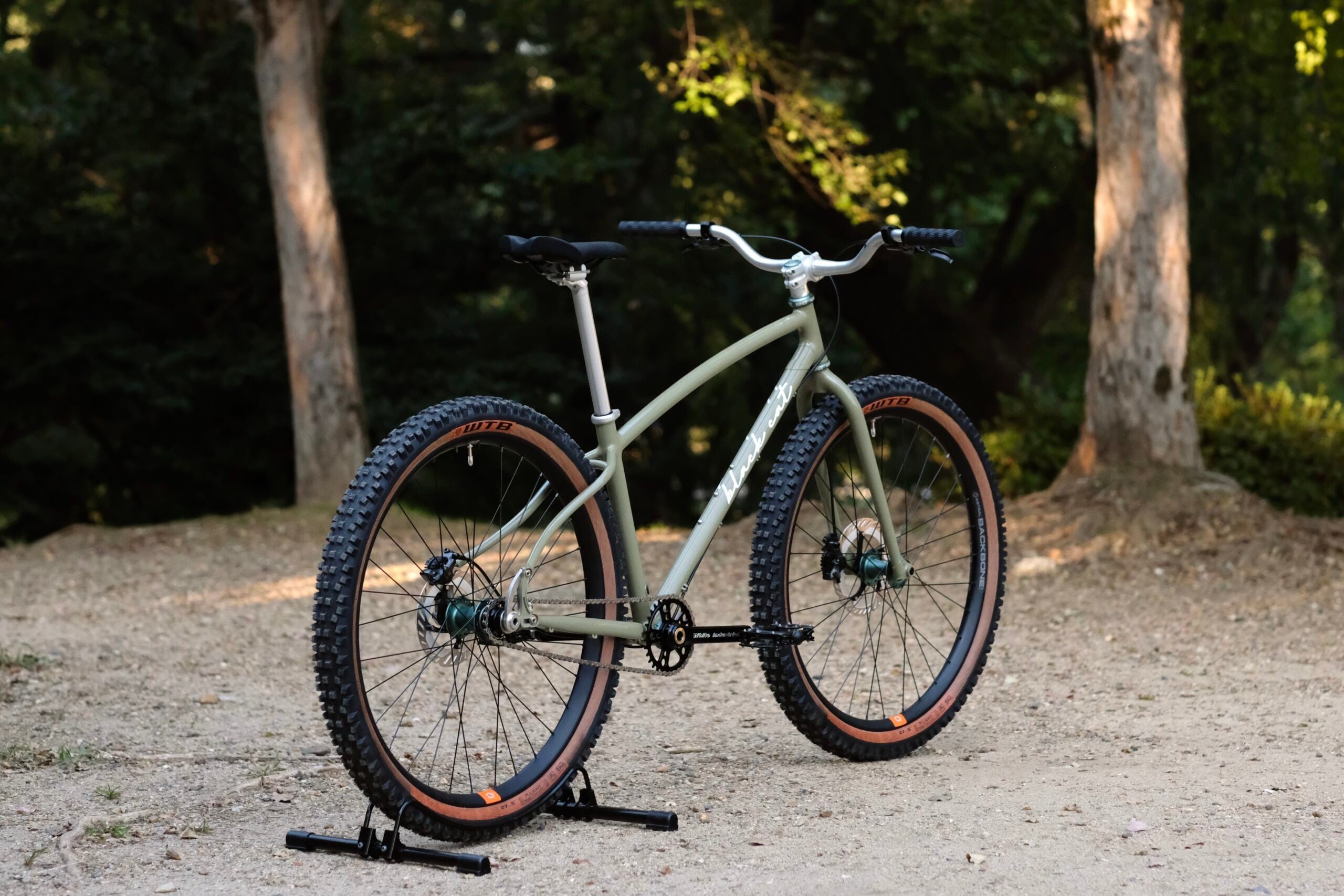 【BLACKCAT BICYCLES】Swami