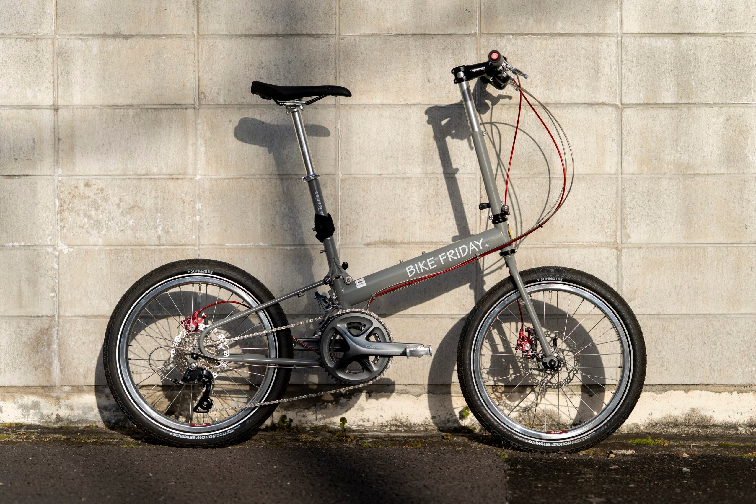 【BIKEFRIDAY New World Tourist Disc】旅のお供もにはこの1台を!