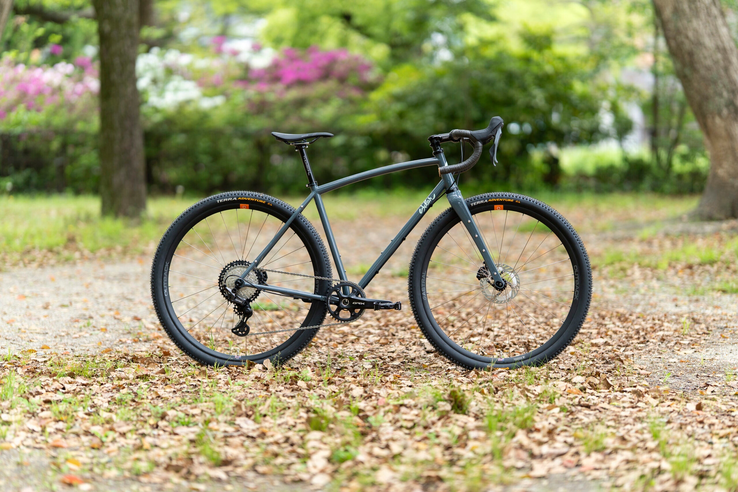 【SKLAR BIKES Super Something】Circles Tailored Complete Bike