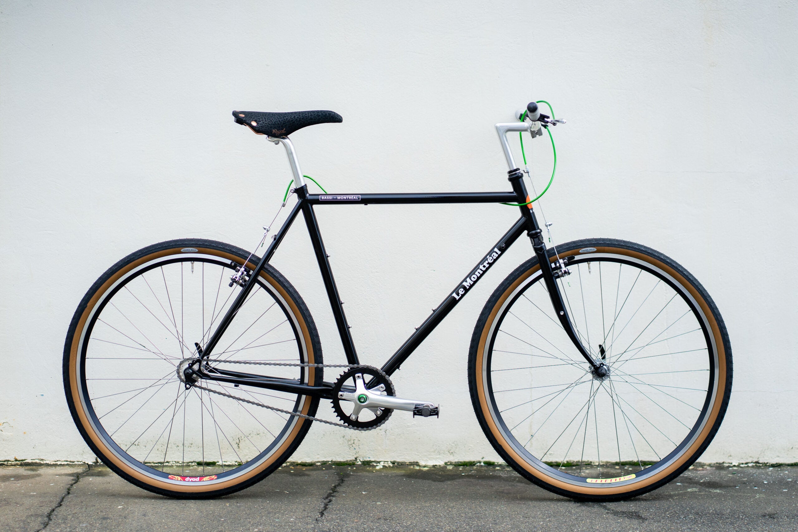 【BIKE of the WEEK】BASSI BIKES / Le Montréal V3 Circles Original Complete Bike