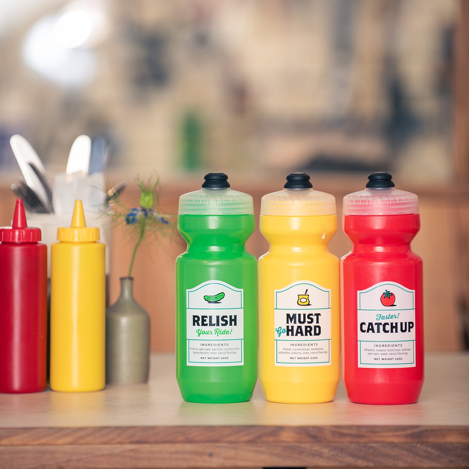 ザッカサッカ☆SDGsなUPサイクルボトルランプ① SPURCYCLE Water Bottle