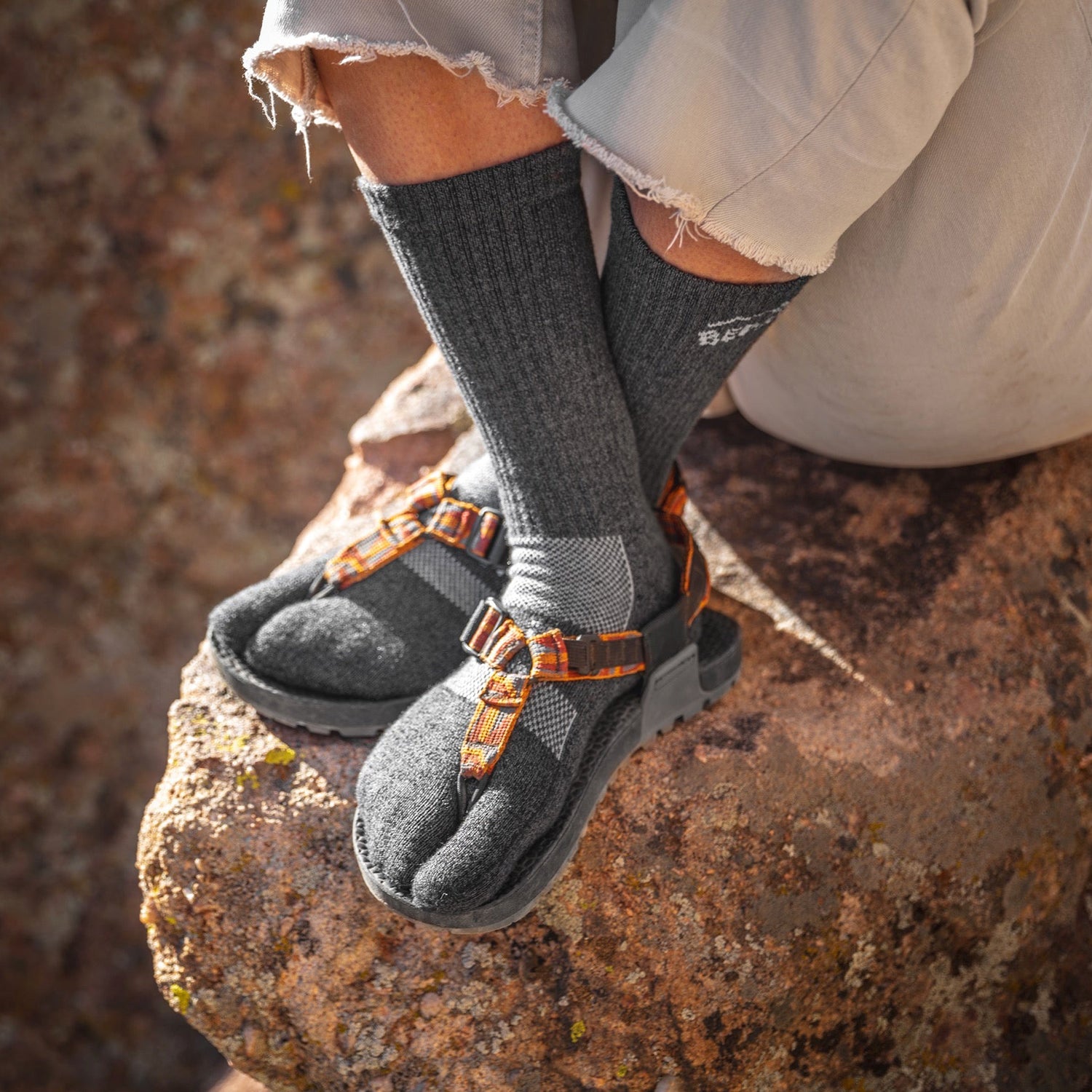 BEDROCK SANDALS Crew Performance Split-Toe Socks