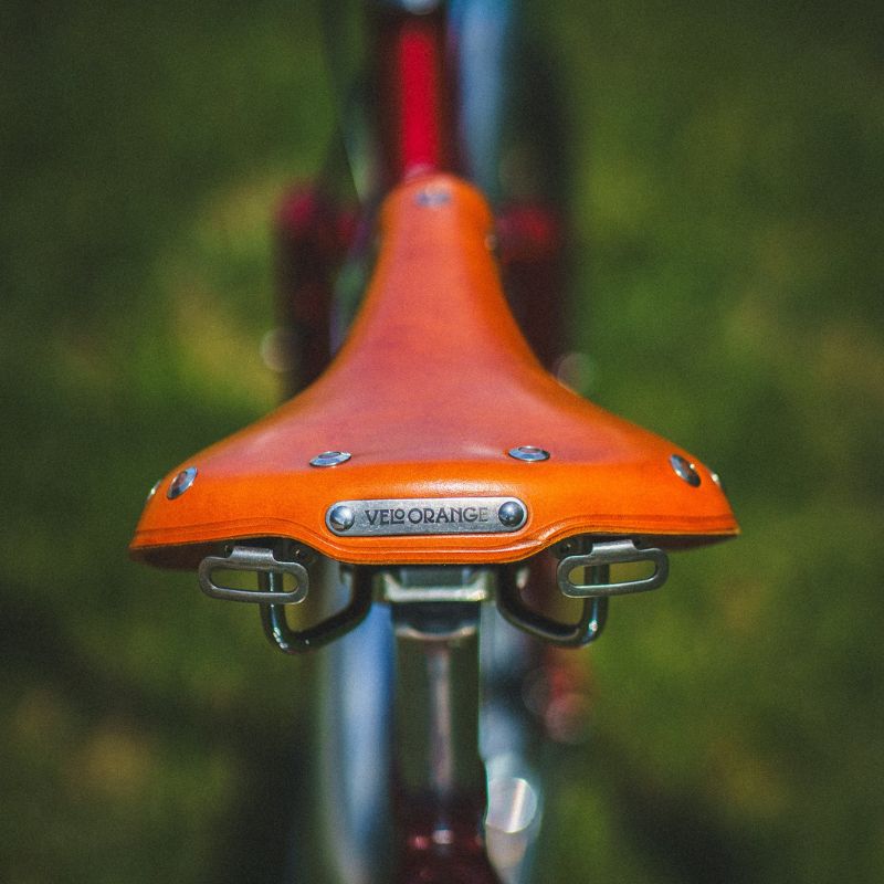 VELO ORANGE Model 7 City Saddle