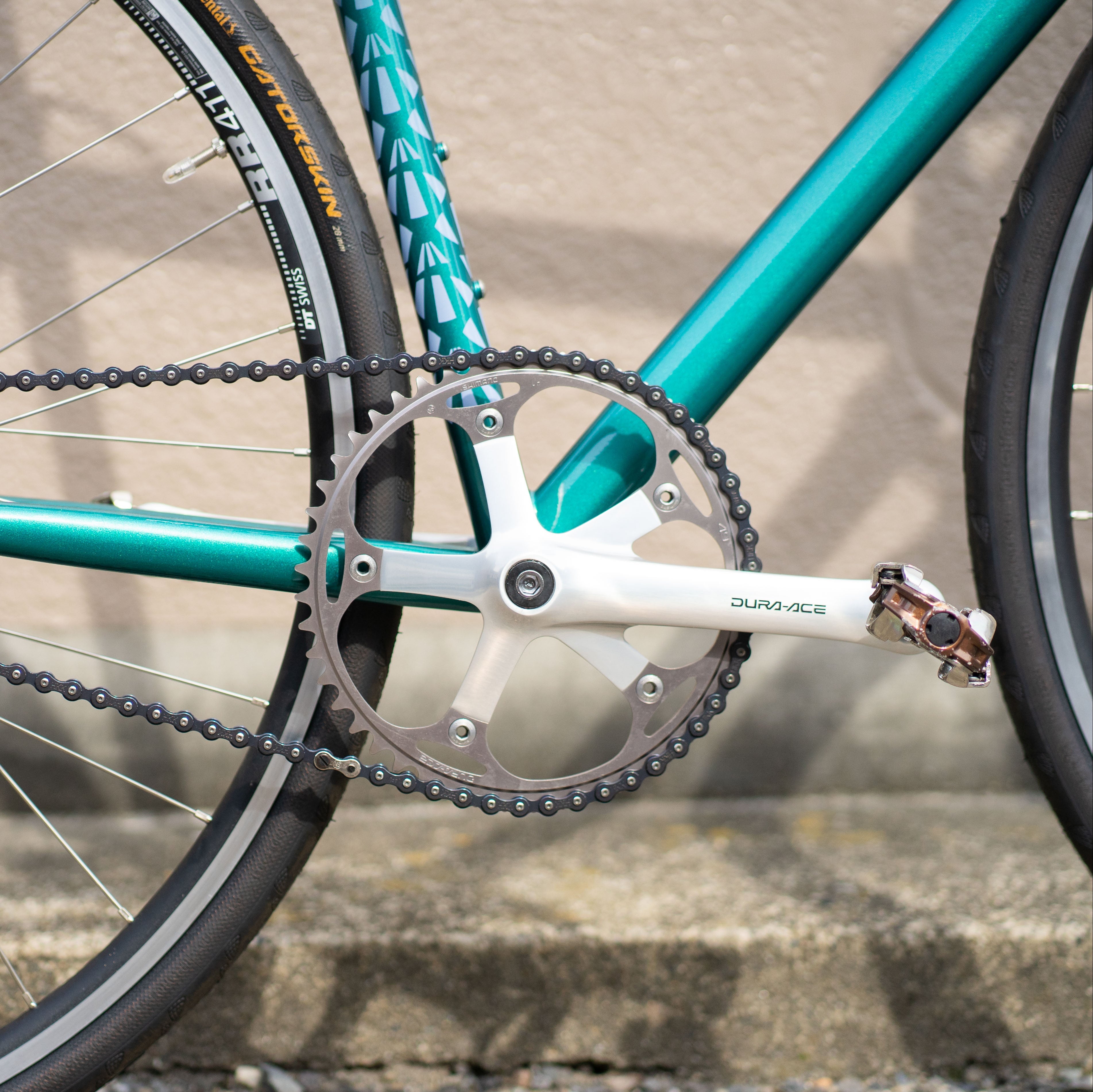AFFINITY Lo Pro Circles Original Complete Bike
