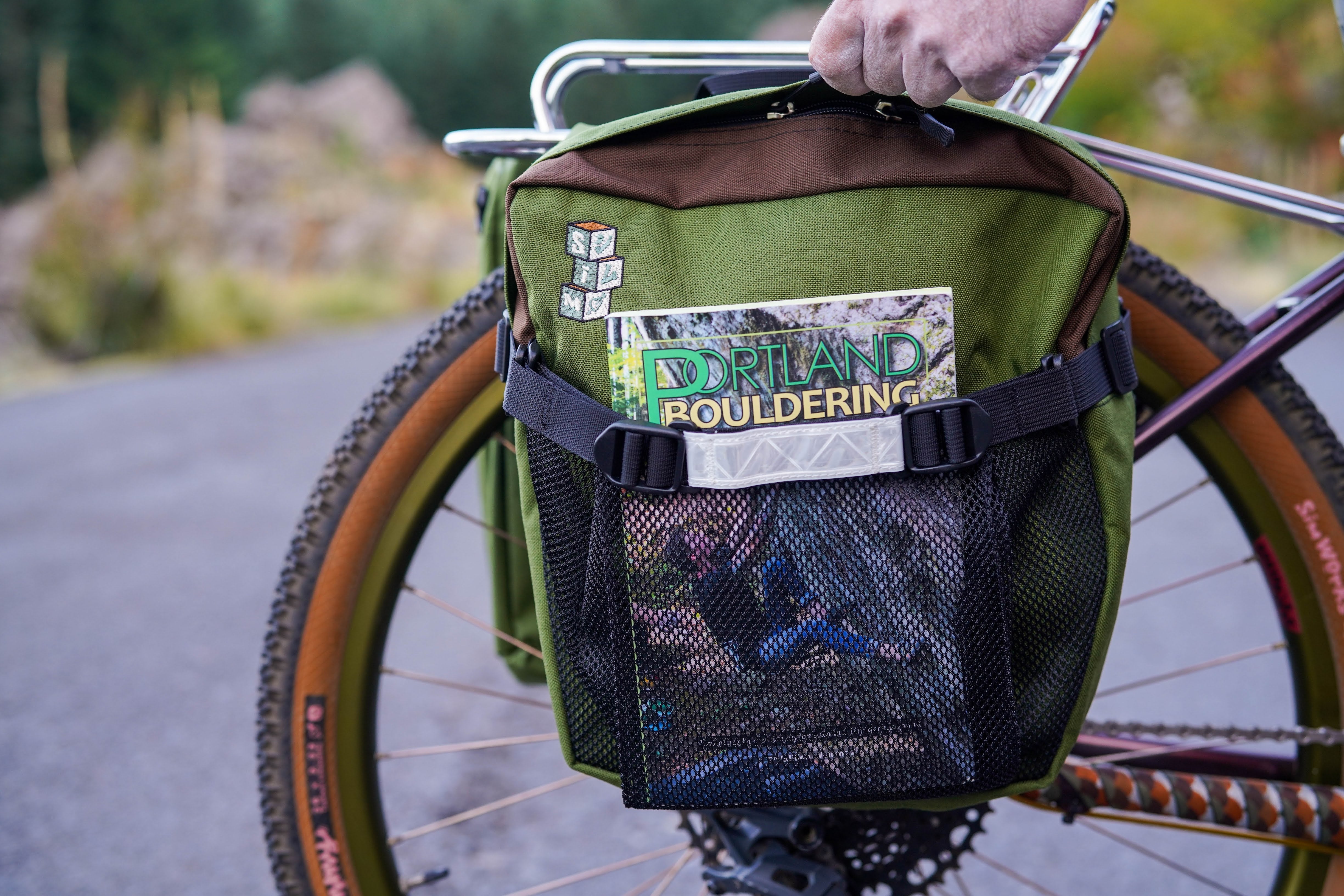 SIMWORKS Chibi Pannier