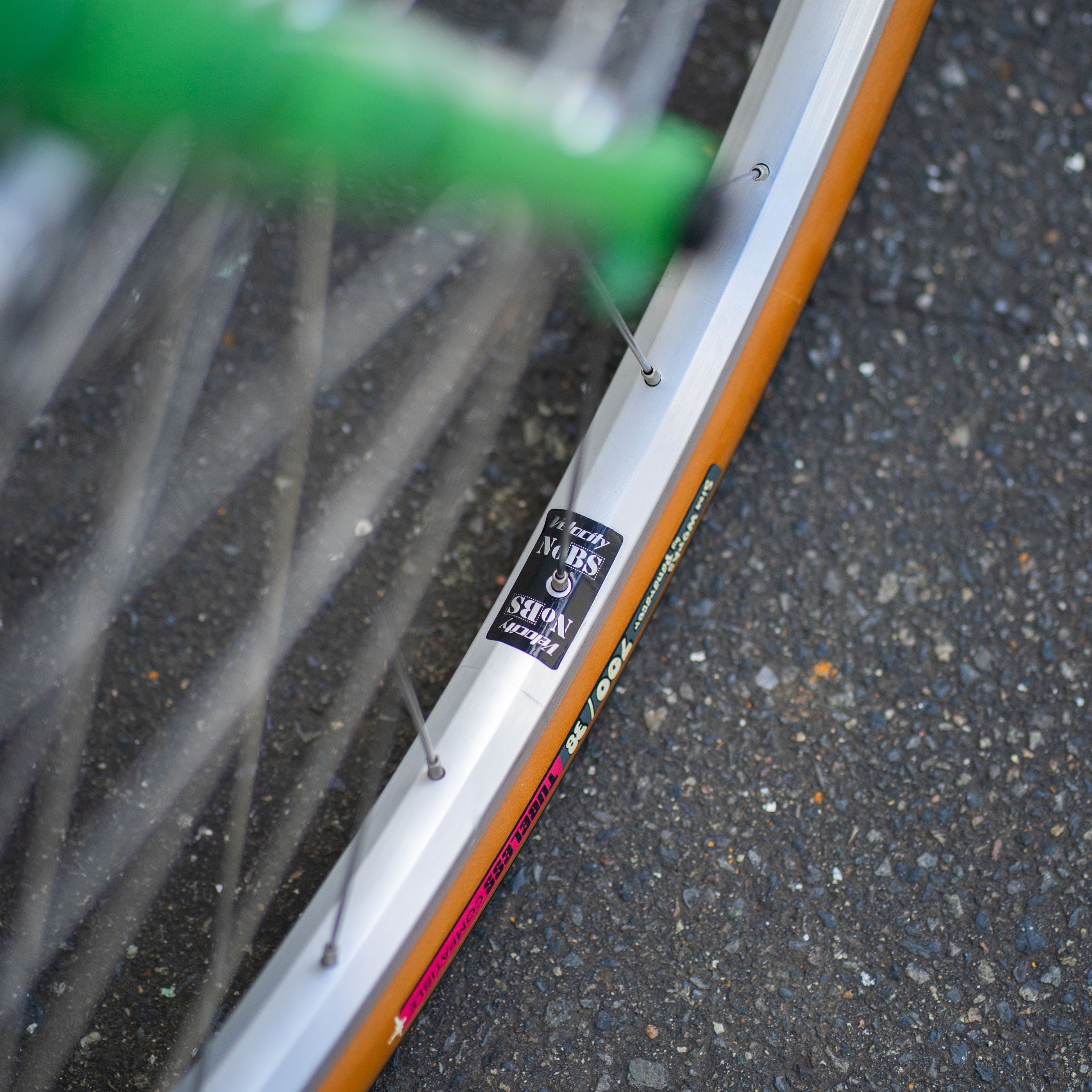OMNIUM CXC Circles Original Complete Bike Intergalactic Guacamole S