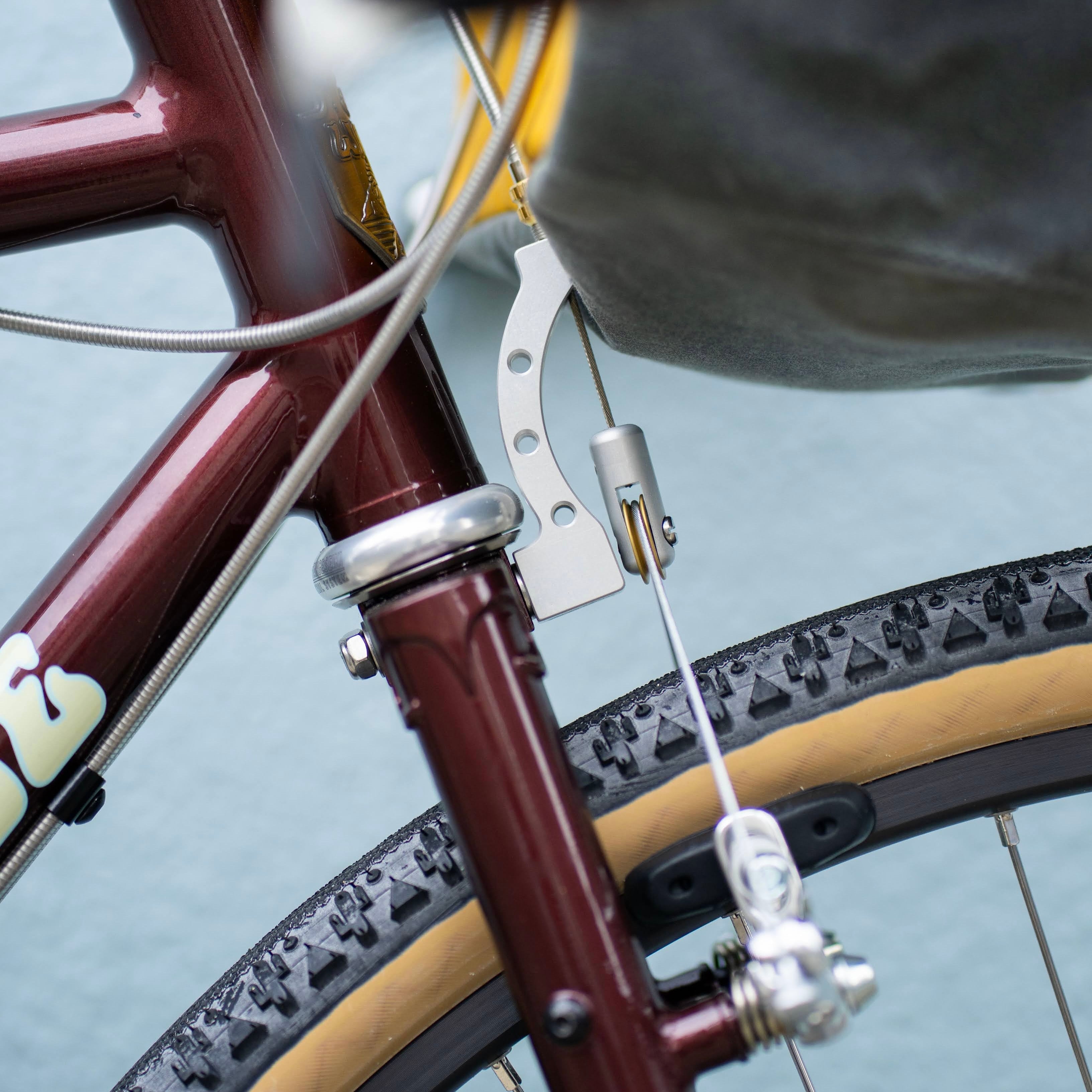 SHOVEL RESEARCH Fork Mounted Brake Cable Hanger