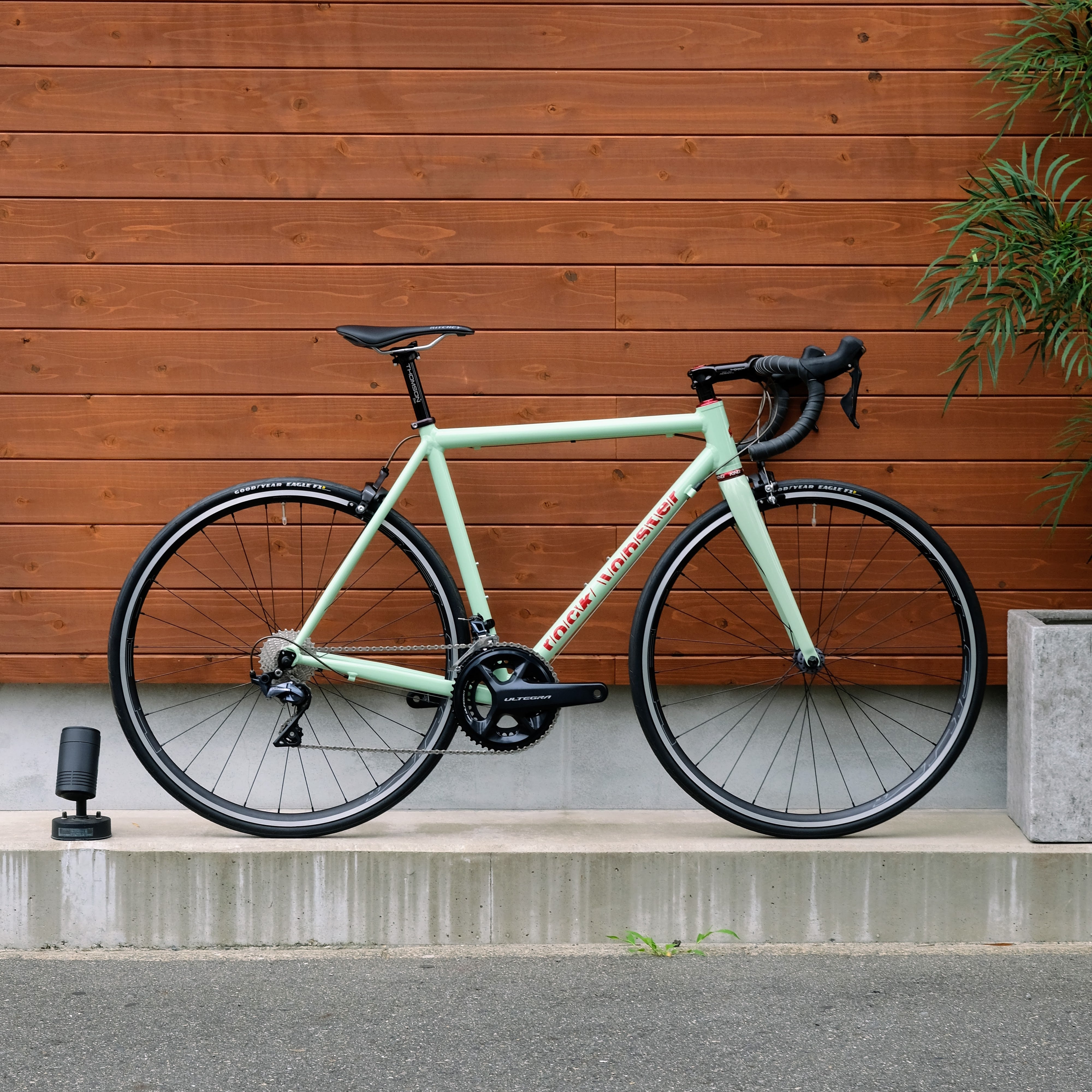 ROCK LOBSTER CYCLES 7005 Aluminum Rim Brake Road Racer Original Complete Bike / Size :52