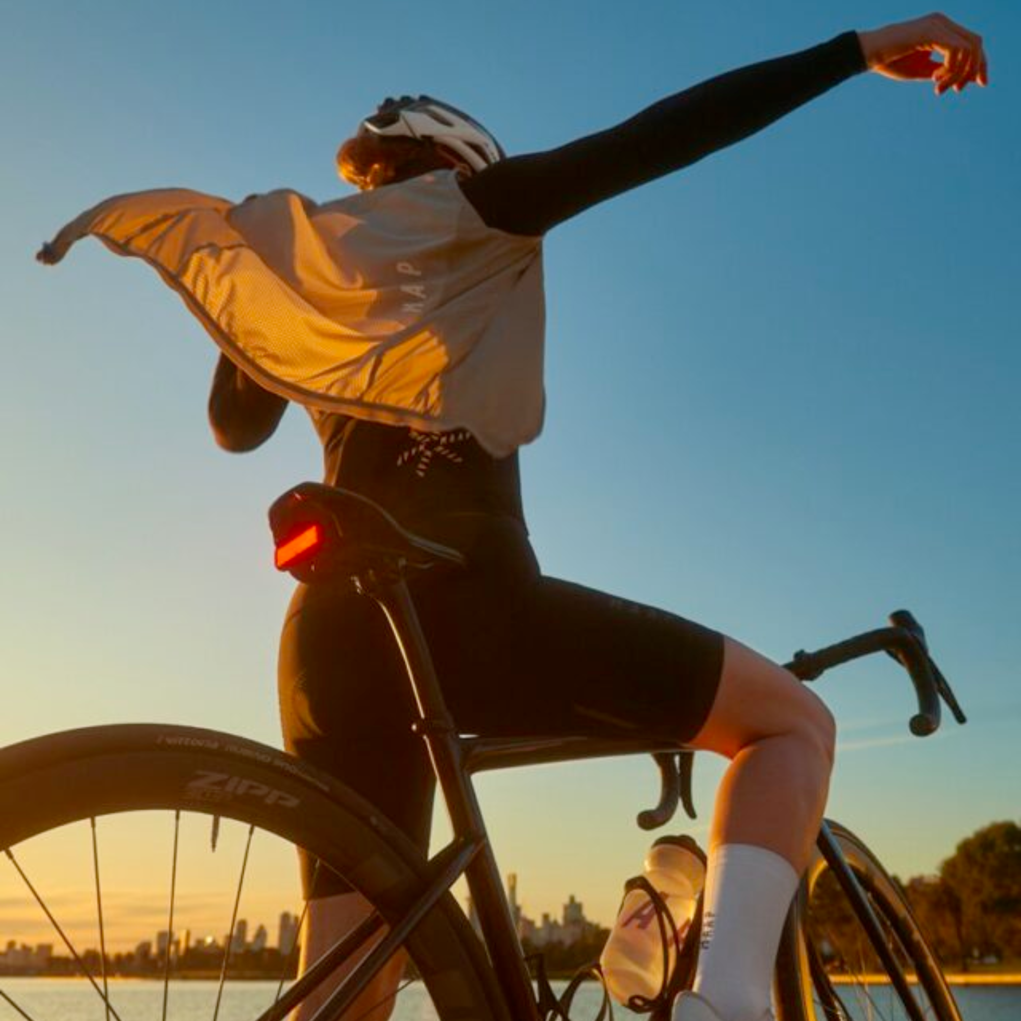 KNOG Blinder Link Rear Saddle