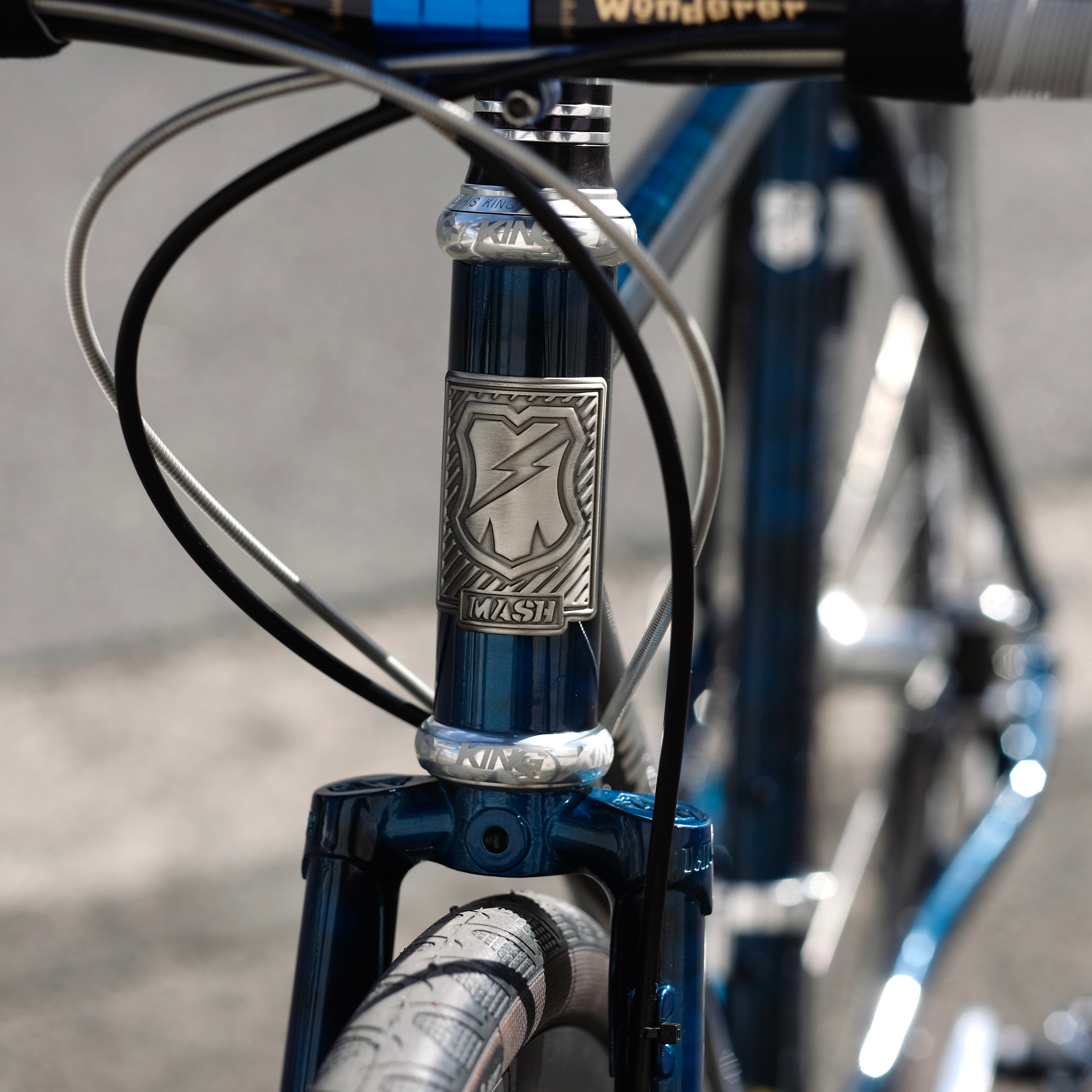 MASH All Road 2024 Navy Smoke Circles Original Complete Bike