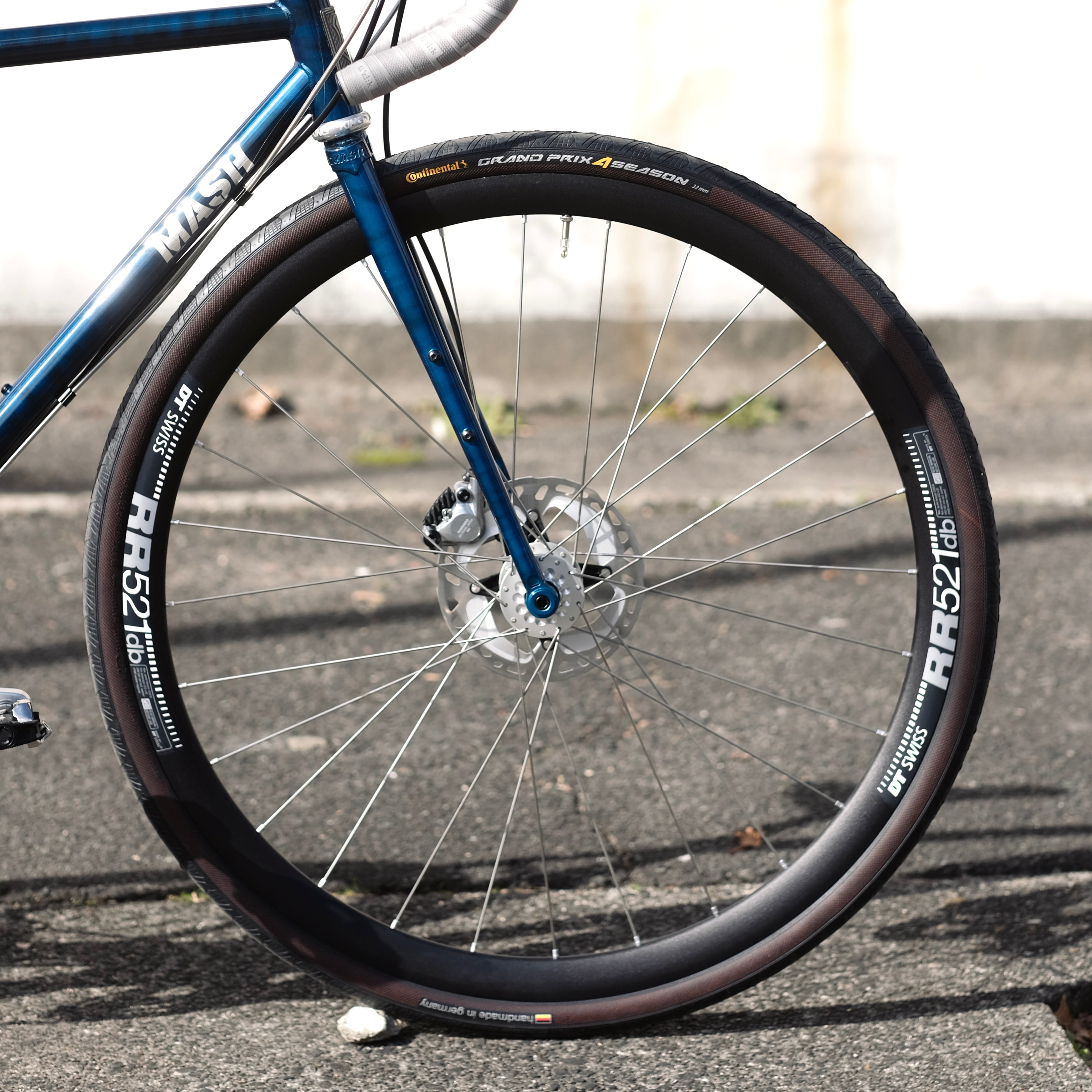 MASH All Road 2024 Navy Smoke Circles Original Complete Bike