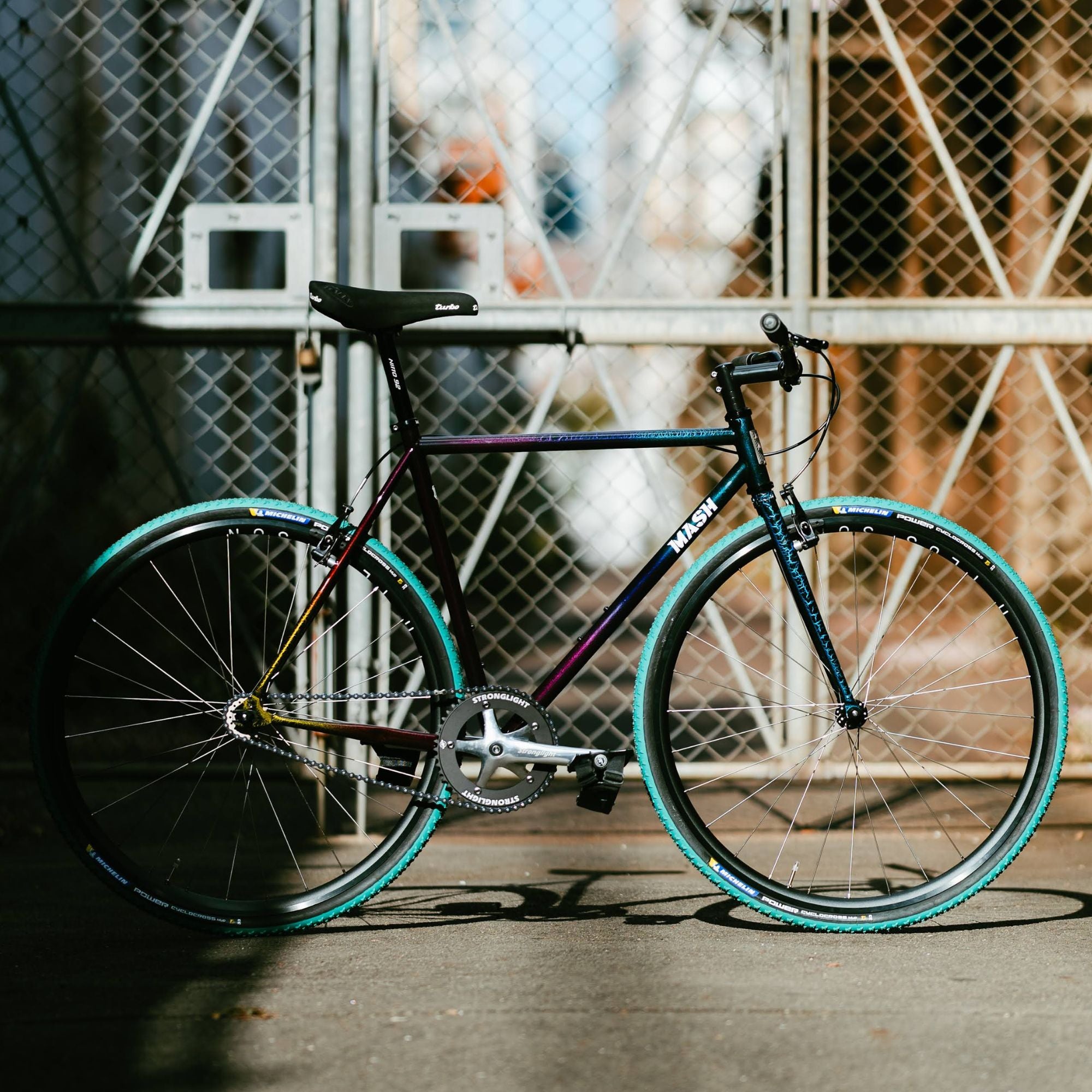 MASH Steel Circles Original Complete Bike