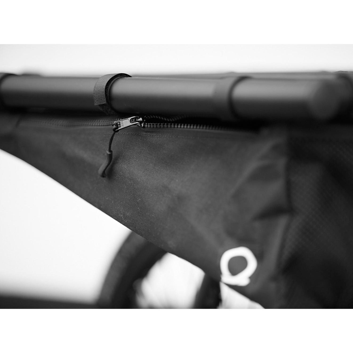 OMNIUM The Mini-Max Wedgie Bag