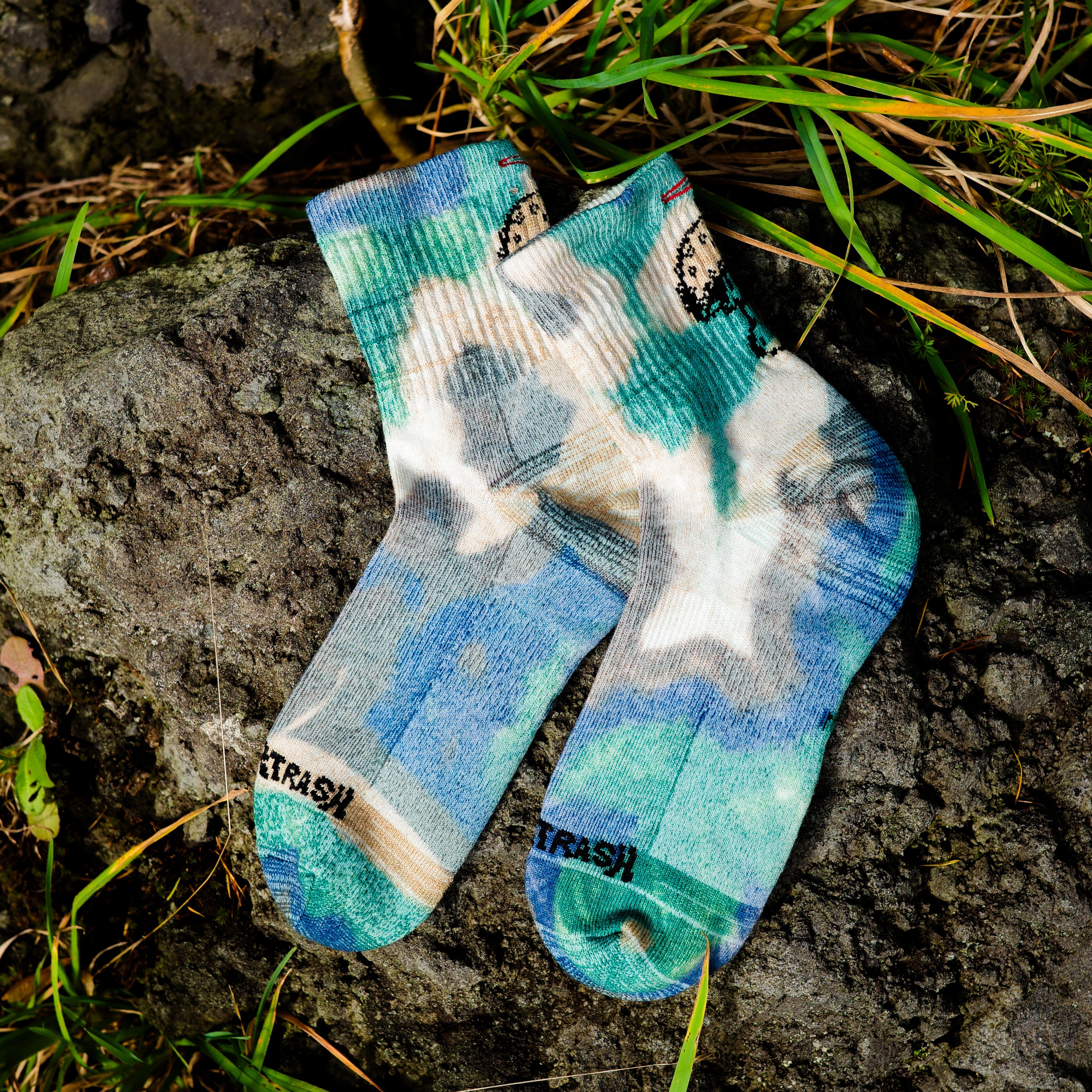 HIKER TRASH Day Dreamer "Hike Trek Mid"