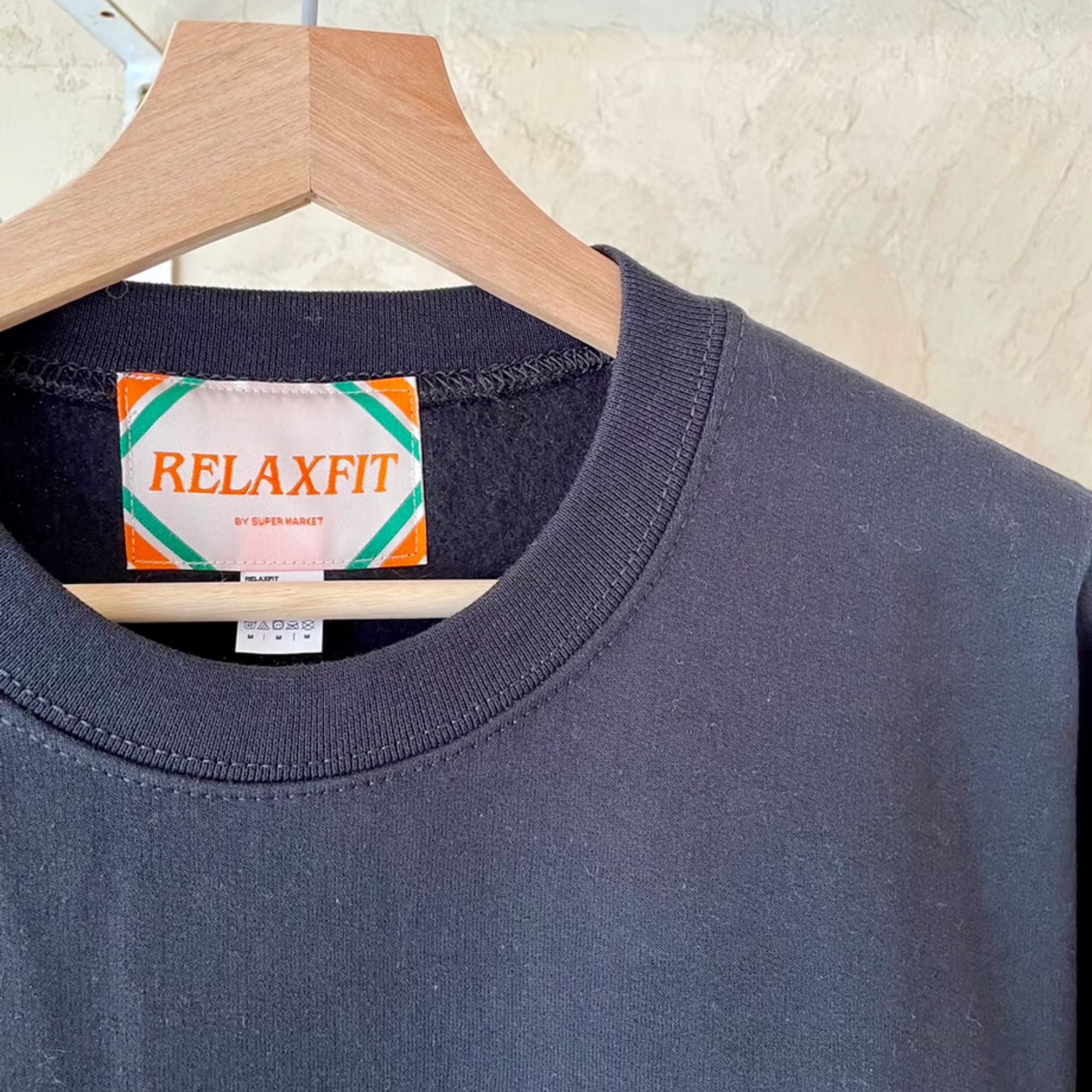 RELAX FIT Muff Pocket Crew Sweat