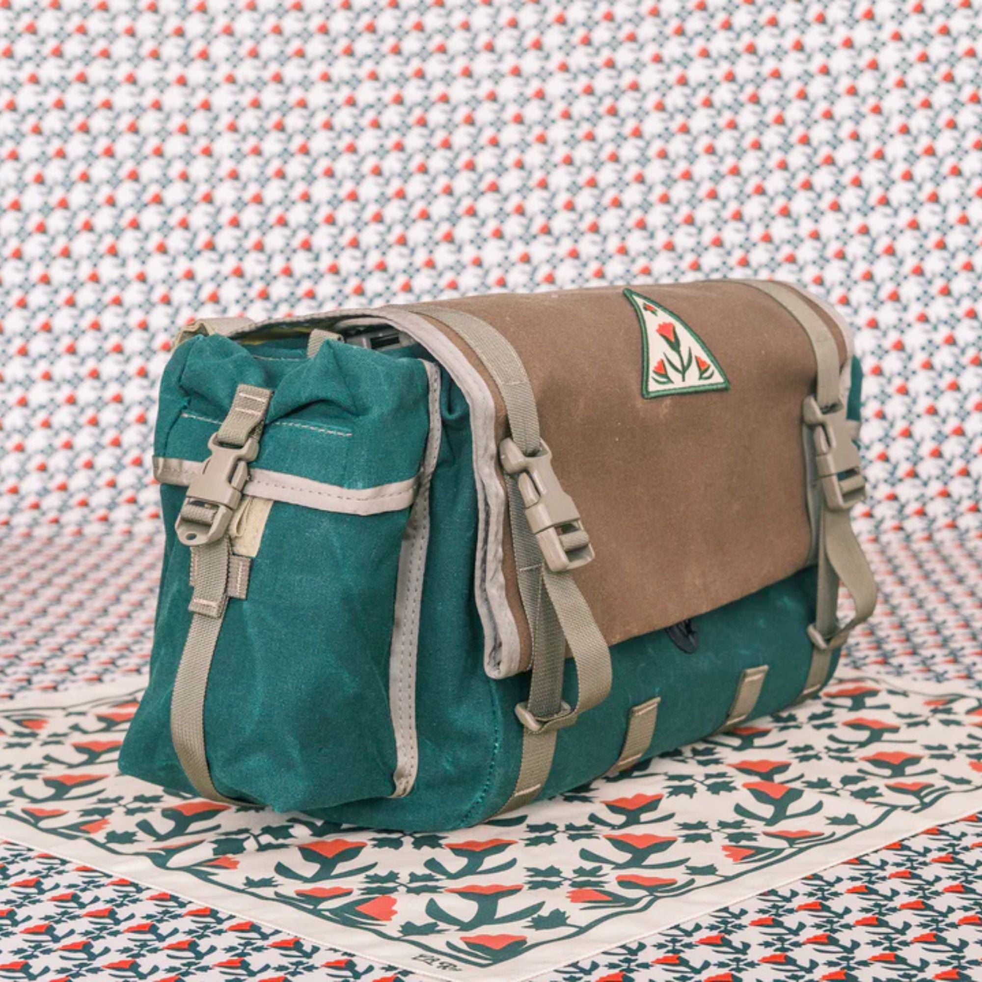 RON'S BIKES Large Fabio's Chest Classic Waxed