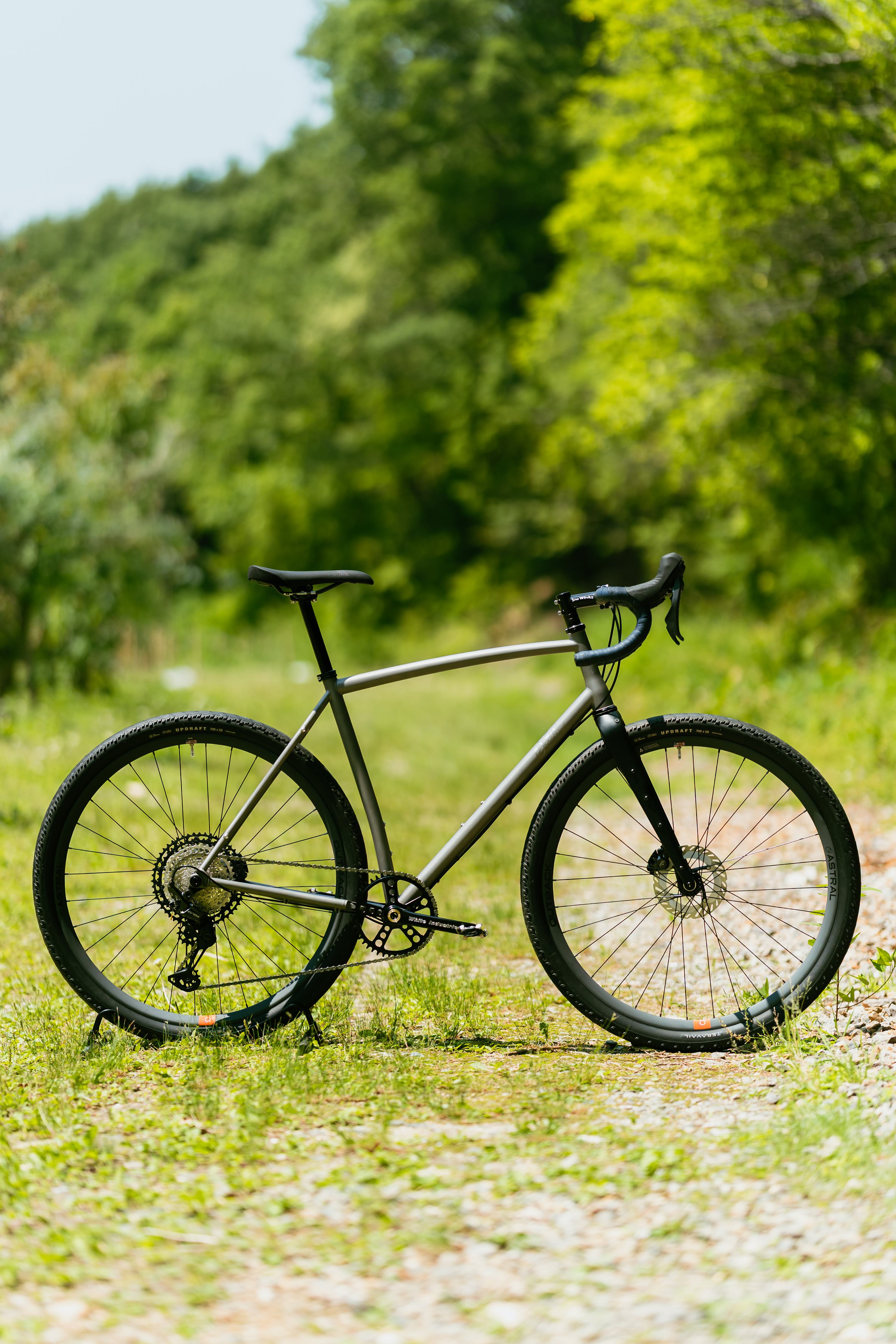 MINOURA × FUMIKIRIGANG Shinobi Stand