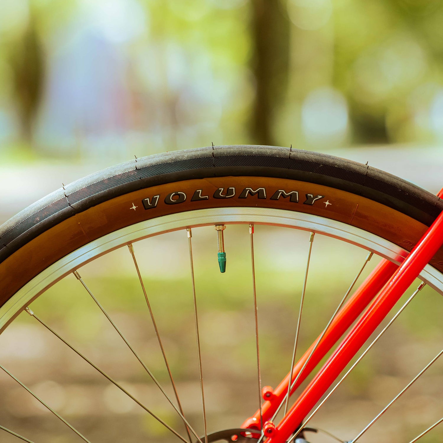 SIMWORKS Volummy Tire 26"