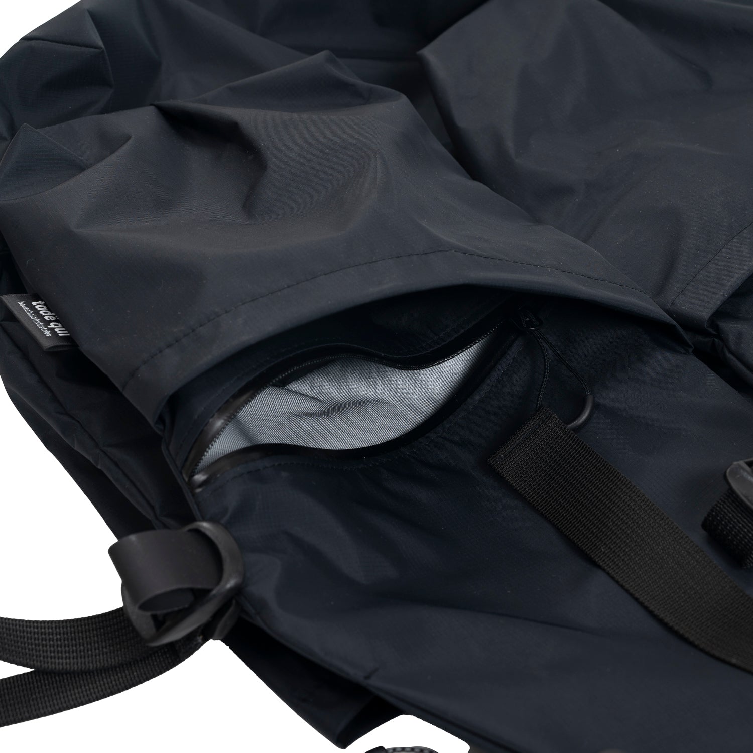 TADE QUI Best in Vest Micro Ripstop 3Layer Nylon