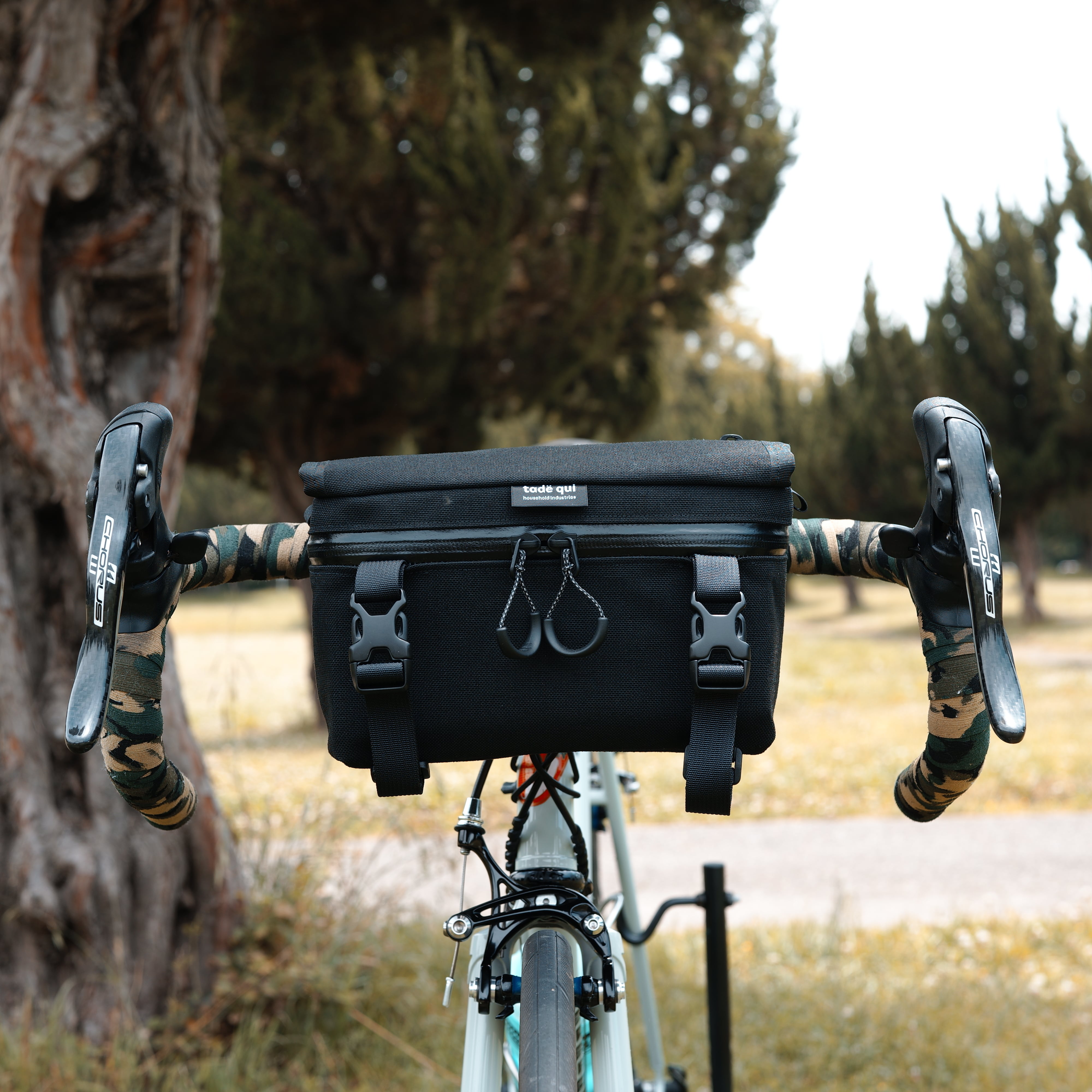 TADE QUI Cunningham Camera Bag