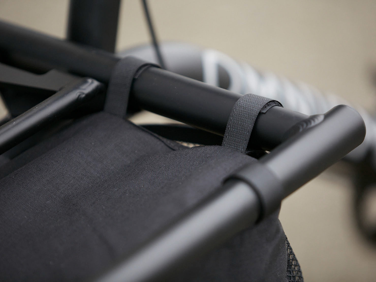 OMNIUM The Cargo Wedgie Bag