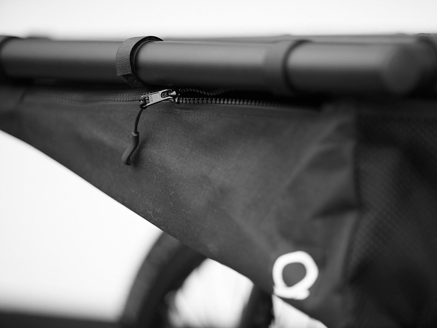 OMNIUM The Cargo Wedgie Bag