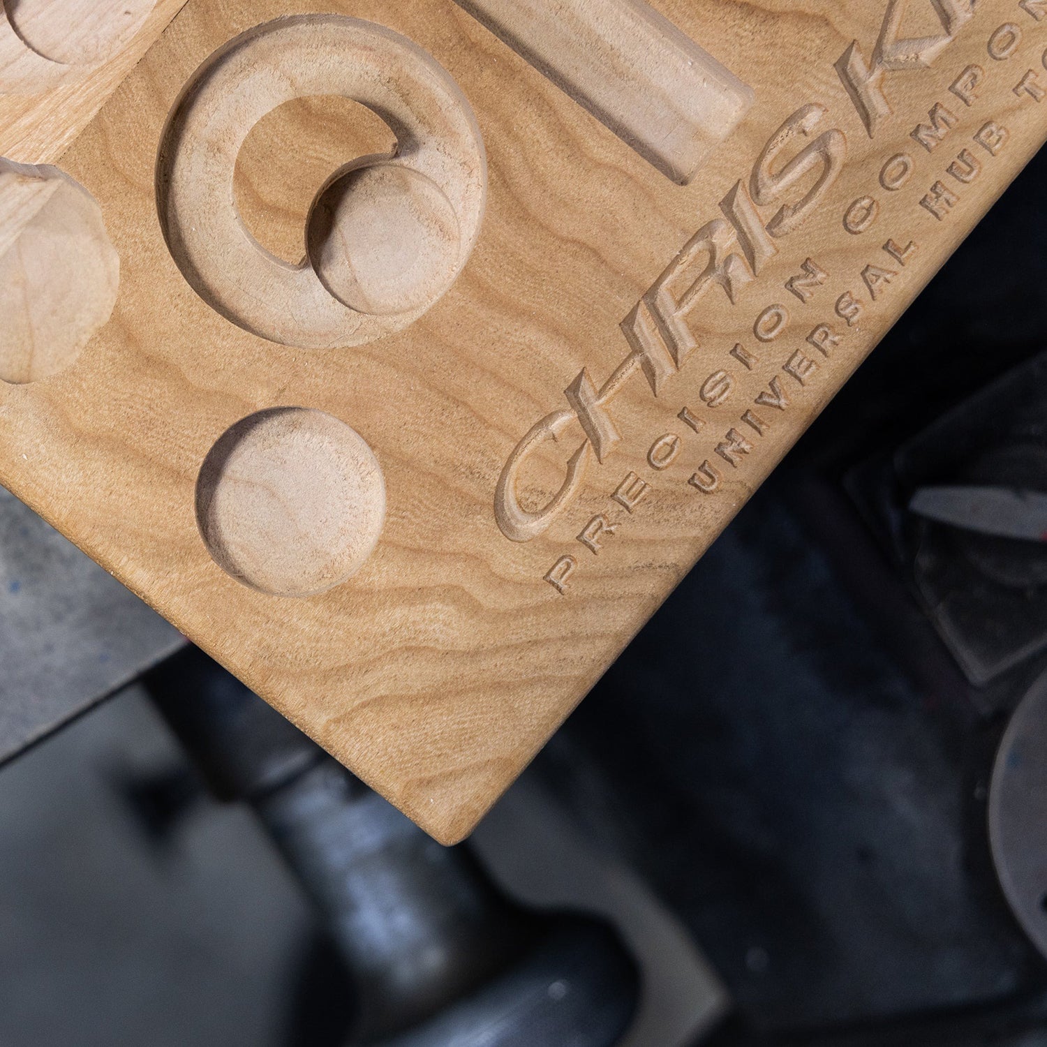 CHRIS KING Universal Hub Tool Caddy