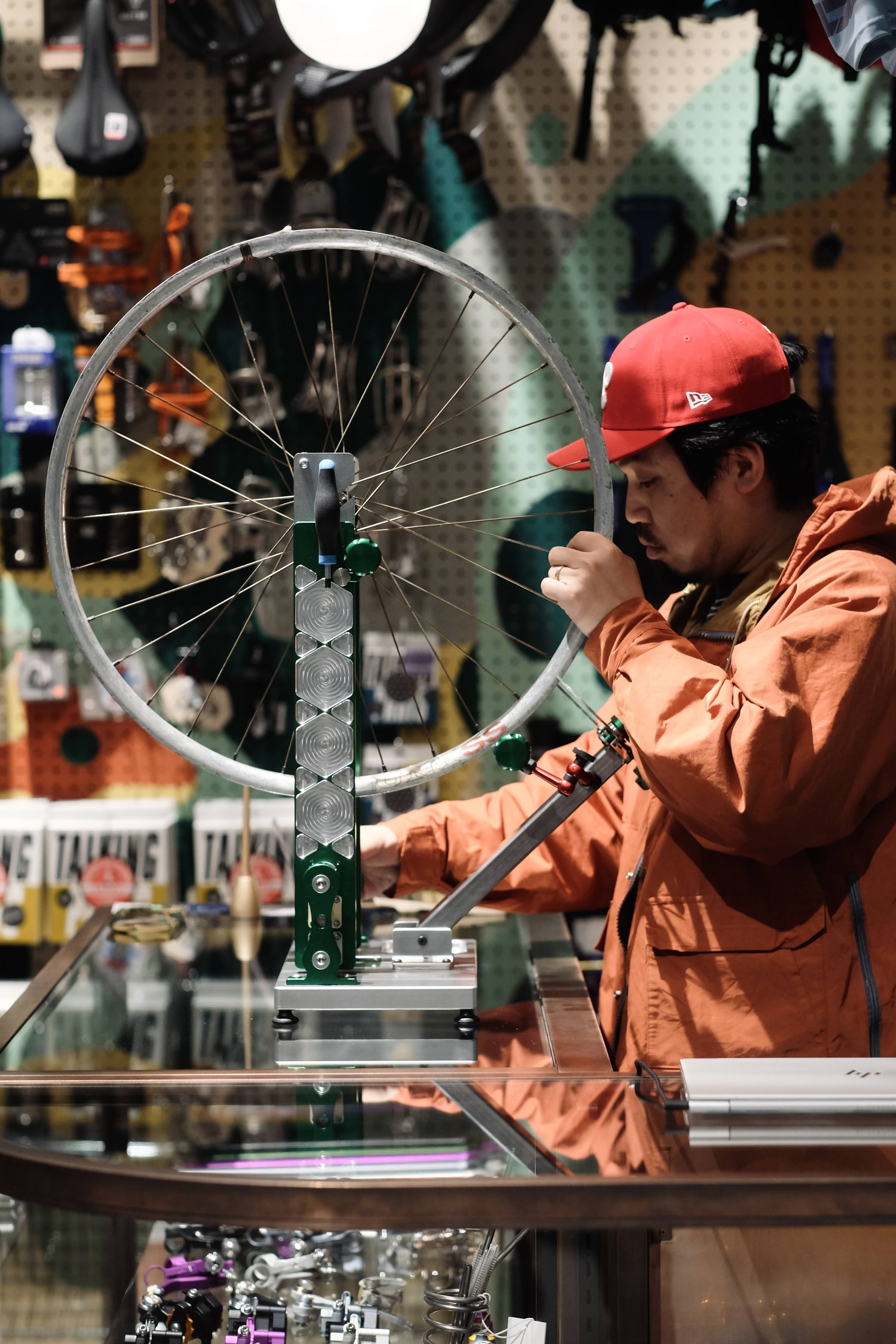 ABBEY BIKE TOOLS Truing Stand