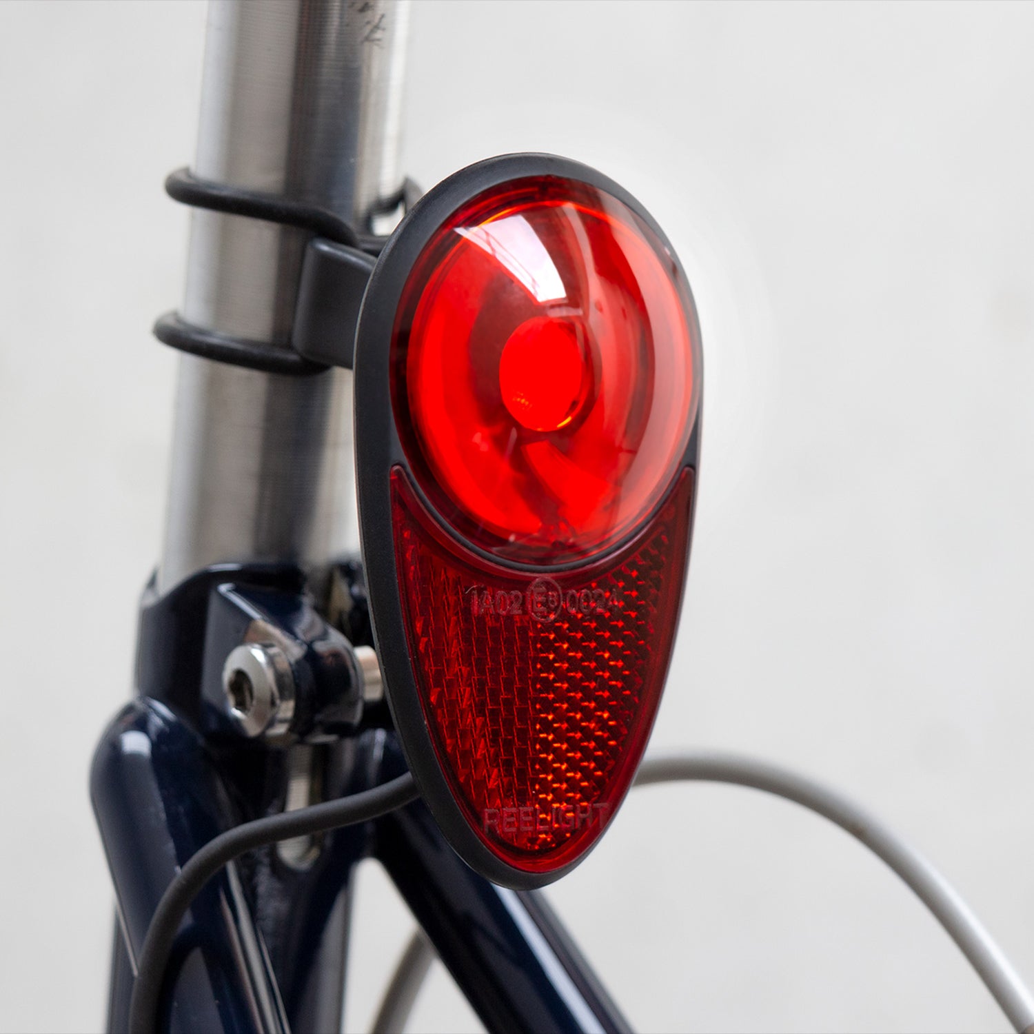 REELIGHT Nova Contactless Rim Dynamo with ReeMount + Battery Free Bike Light