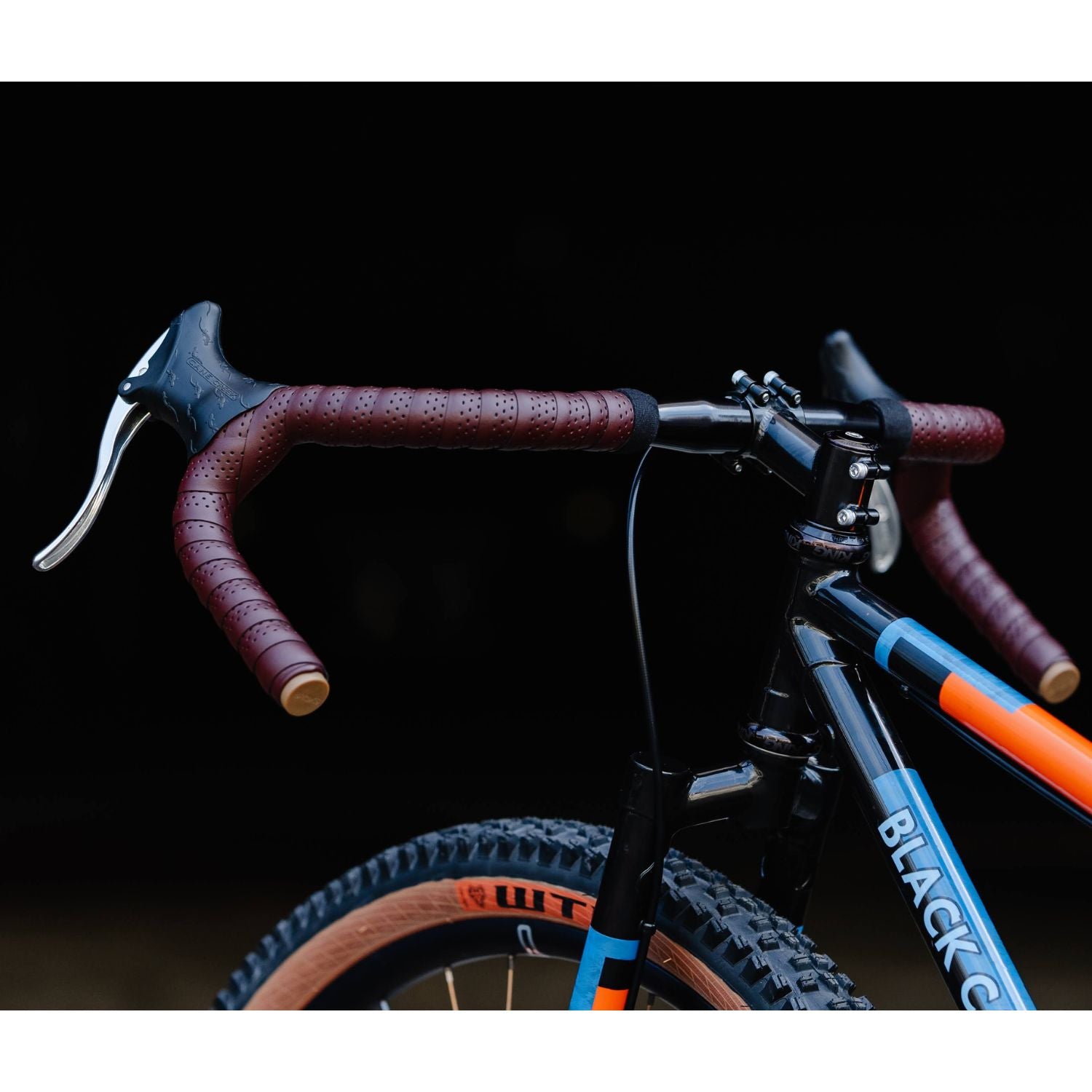 SIMWORKS To Smile Bar