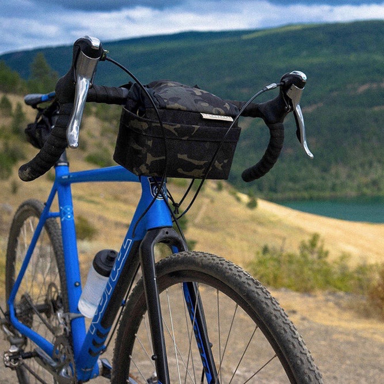 OUTER SHELL Drawcord Handlebar Bag