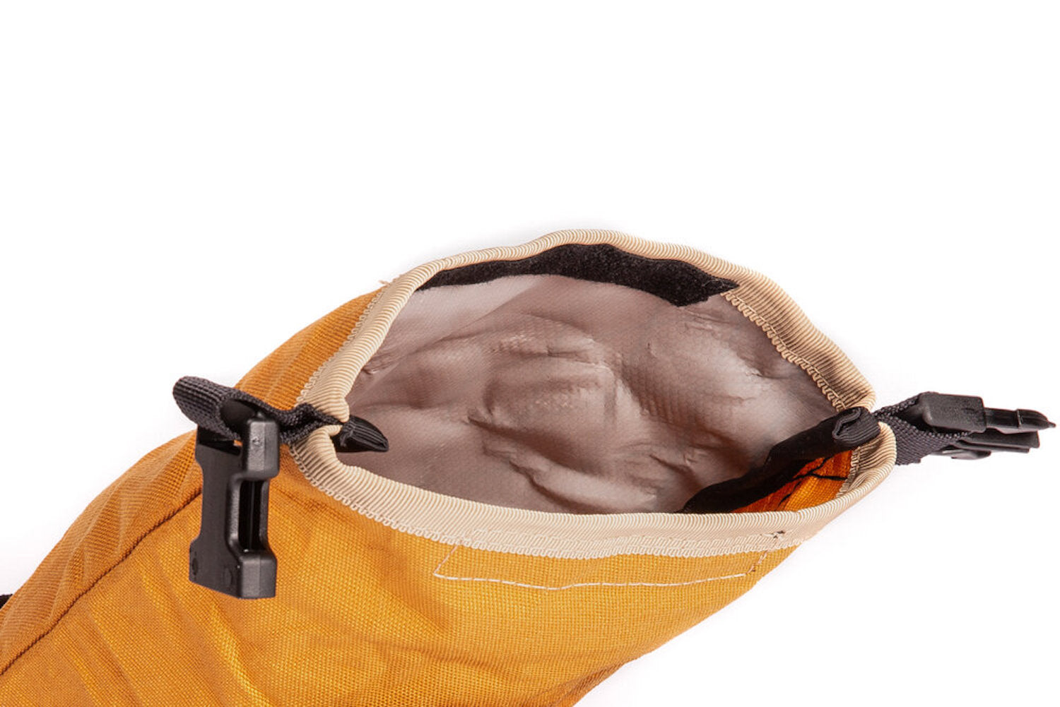 OUTER SHELL Rolltop Saddlebag