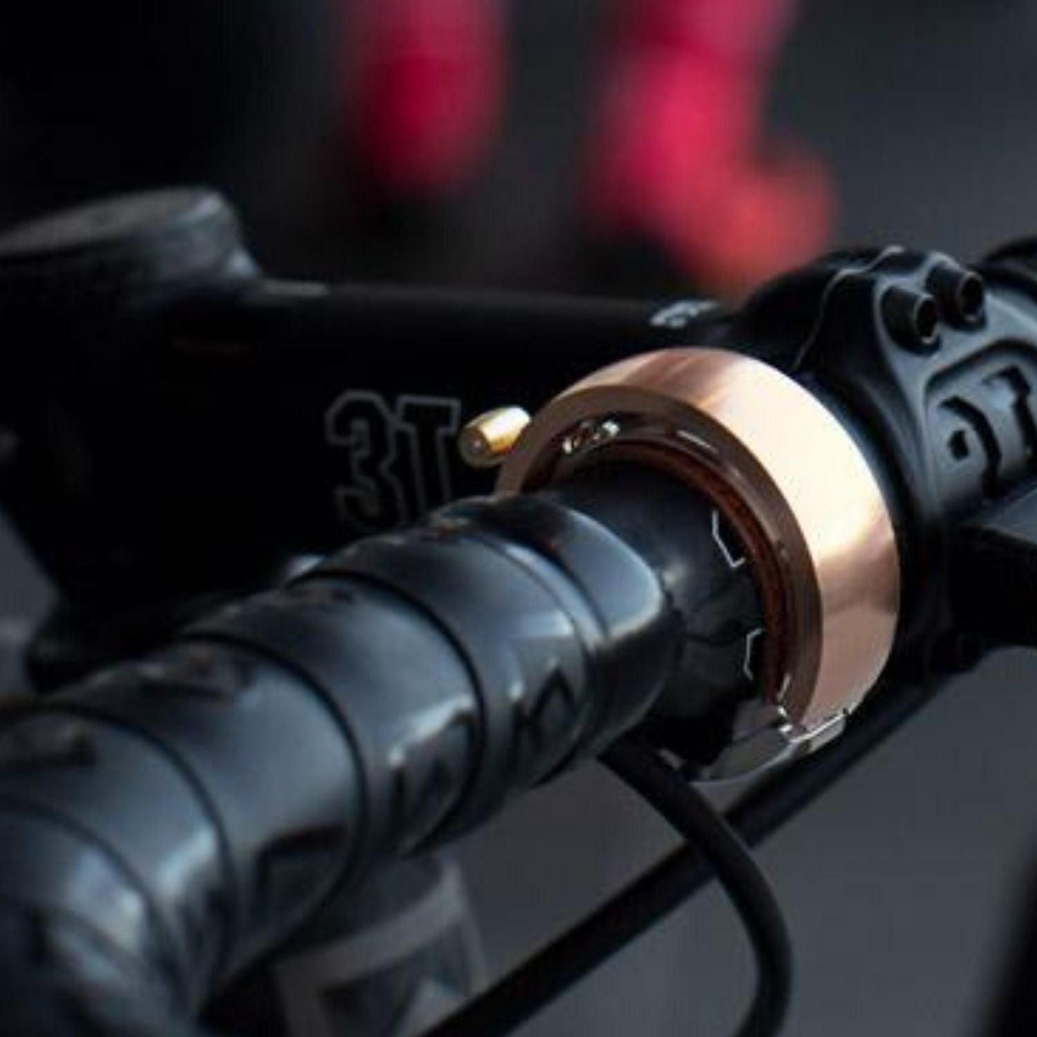 KNOG Oi Luxe