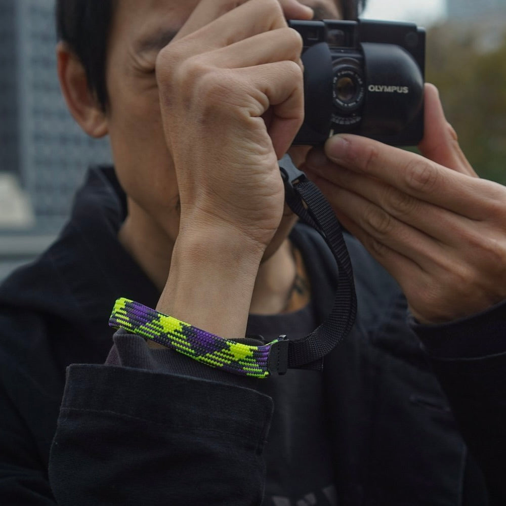 OUTER SHELL Wrist Strap
