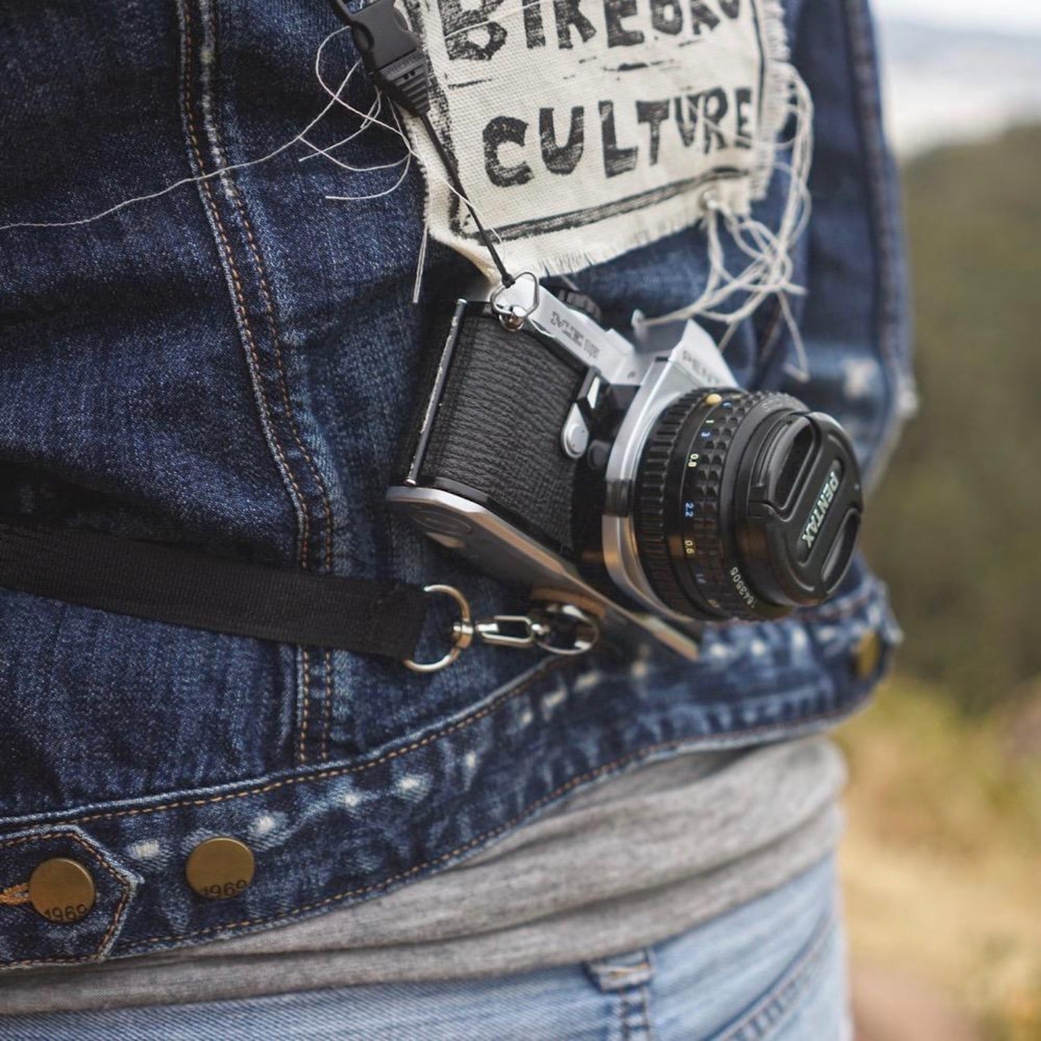 OUTER SHELL ADVENTURE Camera Strap