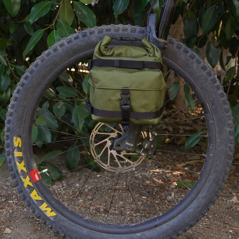 OUTER SHELL Pico Pannier Clamp Kit