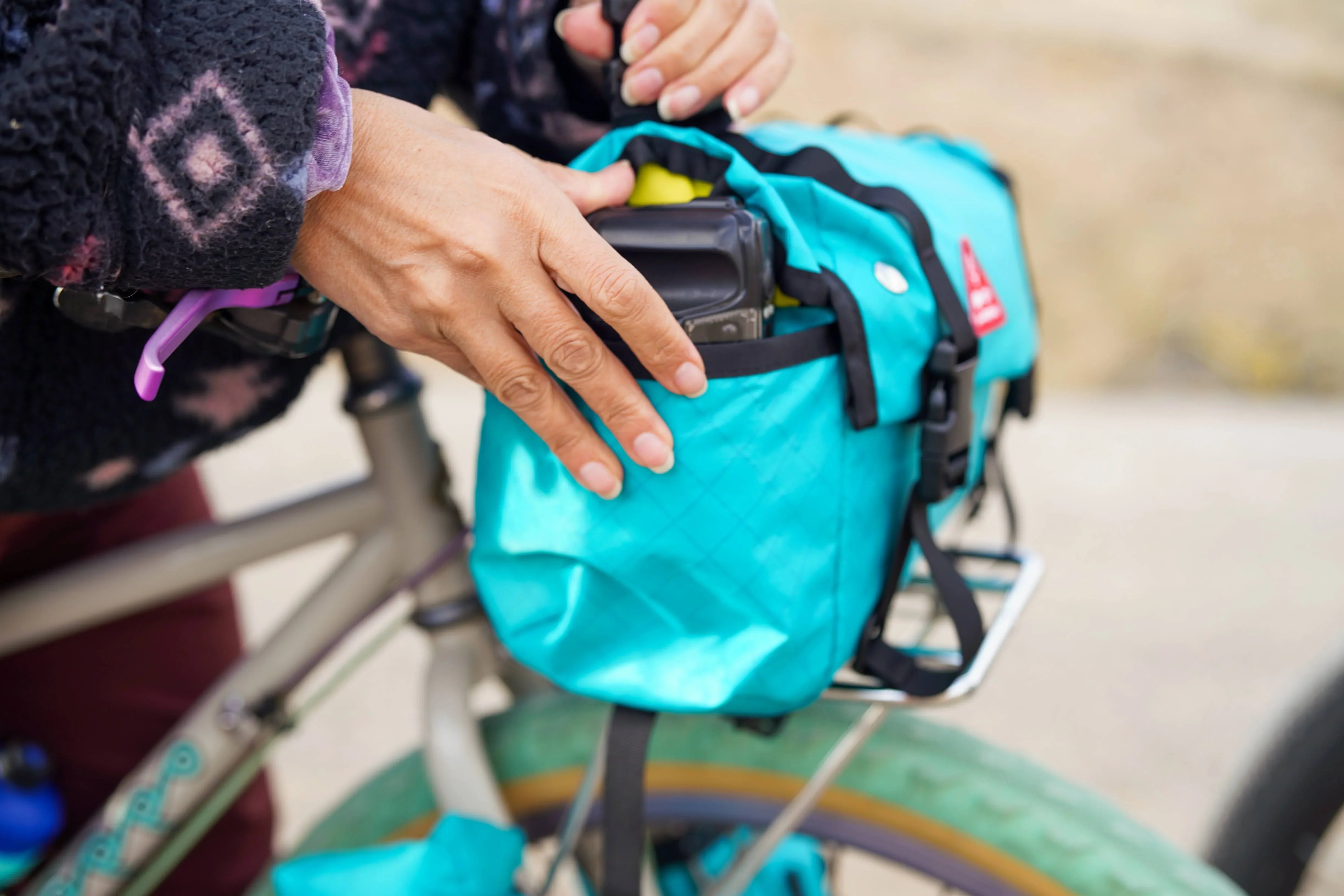 SIMWORKS Voyageur Handlebar Bag