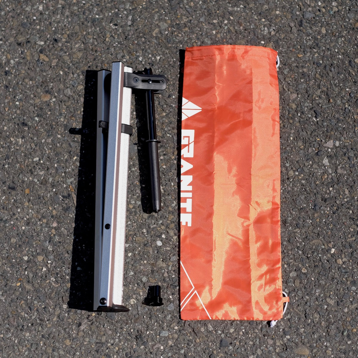 GRANITE DESIGN Hex Stand