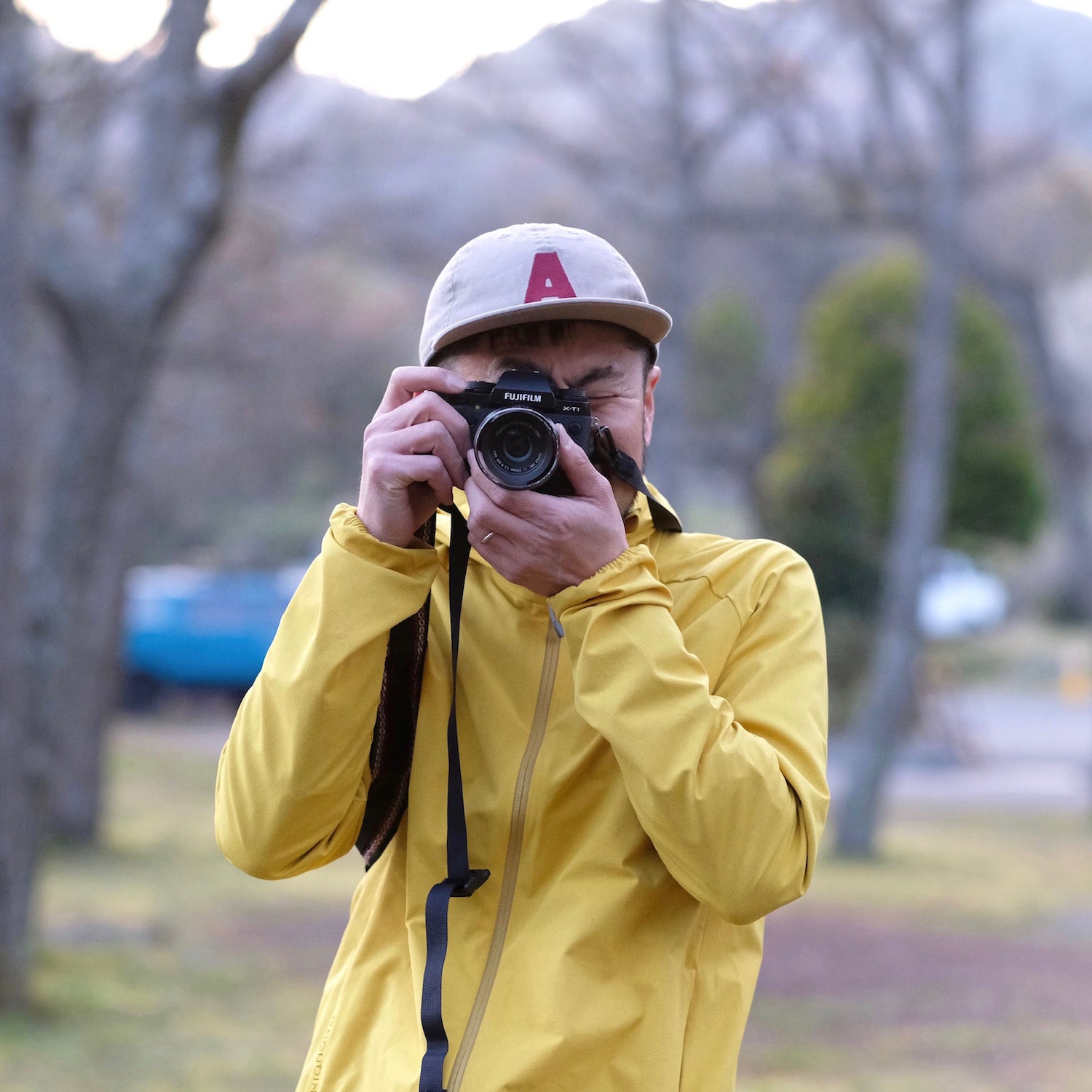 OUTER SHELL ADVENTURE Camera Strap