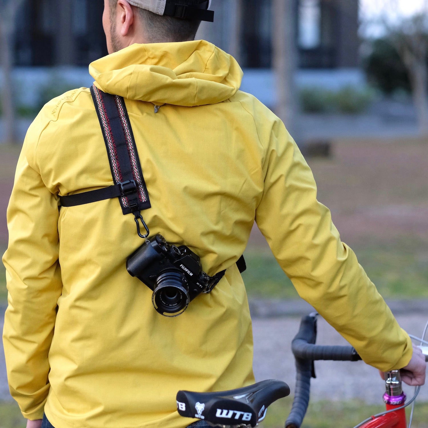 OUTER SHELL ADVENTURE Camera Strap