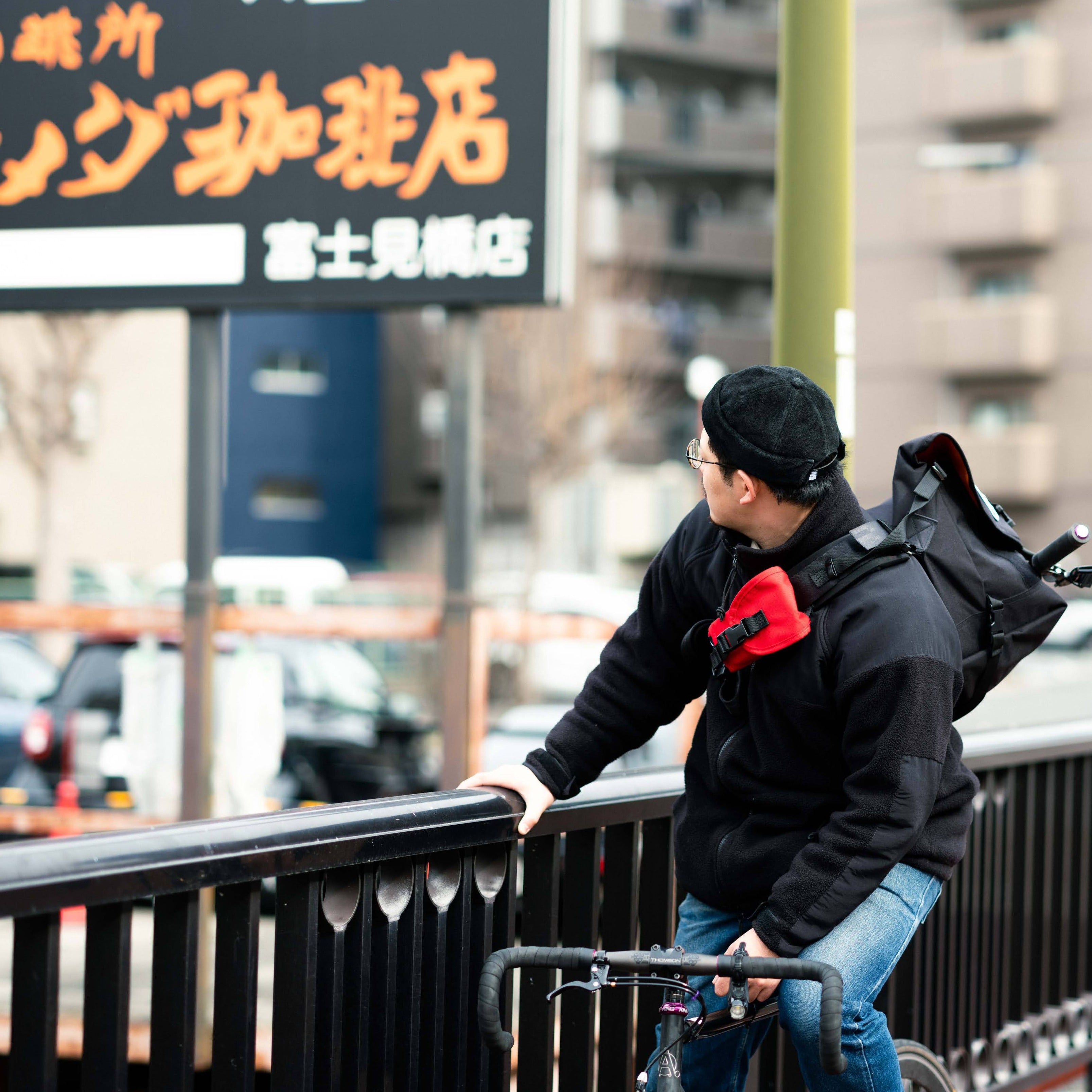 ZODIAC BAGGAGE Sling Messenger Bag / Large 2025