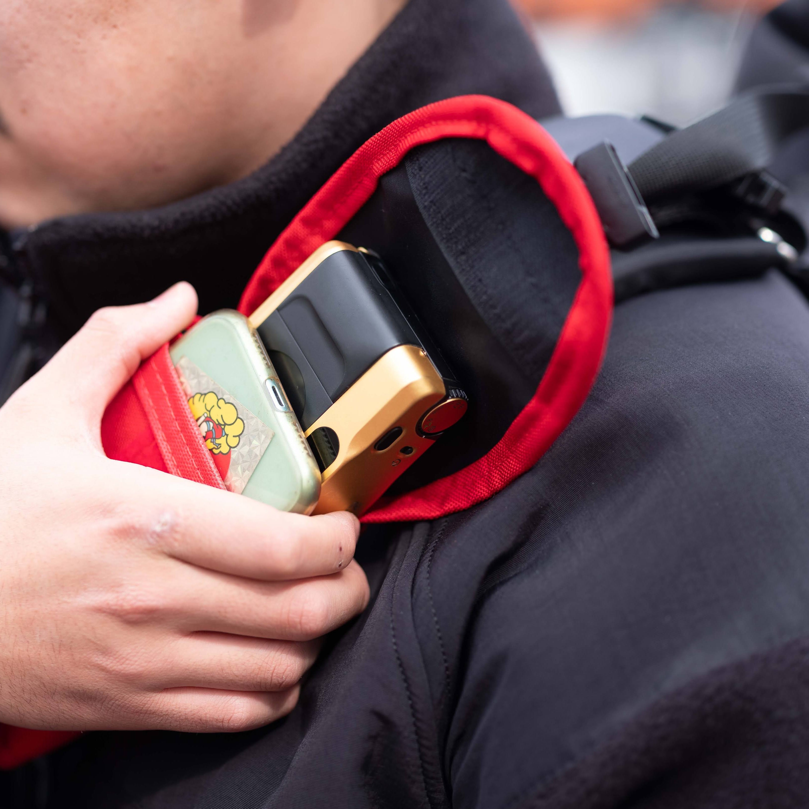 ZODIAC BAGGAGE Cell Phone Holster 2025