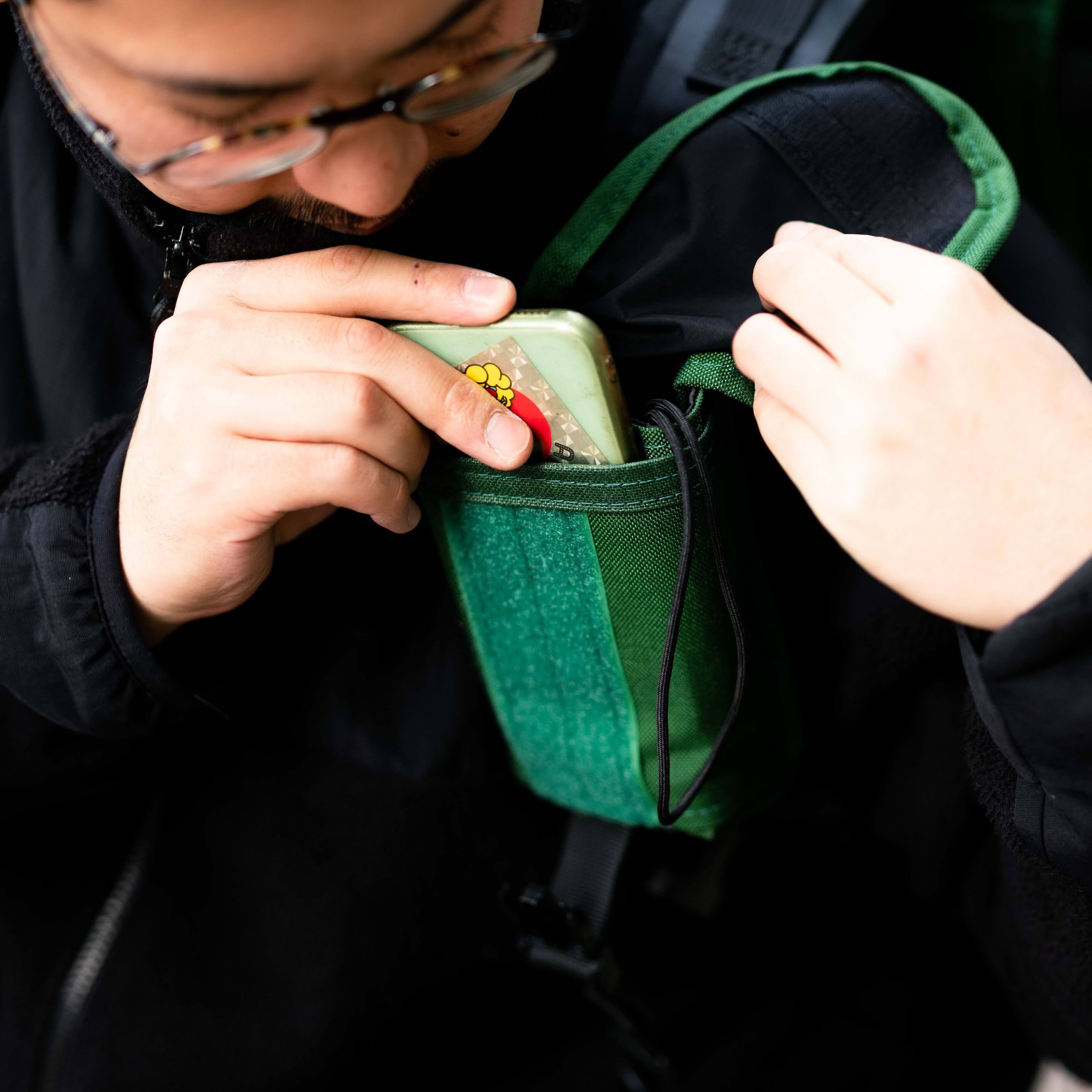 ZODIAC BAGGAGE Cell Phone Holster 2025