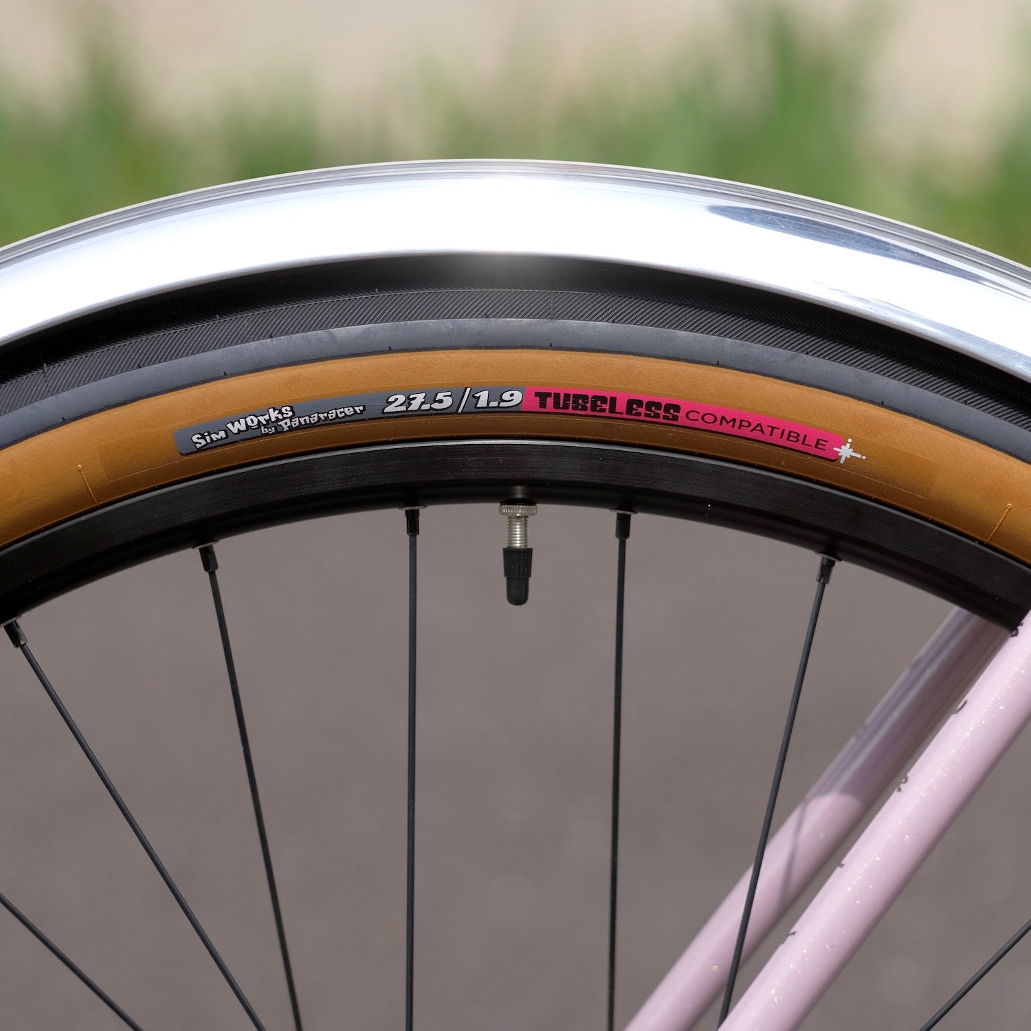 SIMWORKS Volummy Tire 27.5"